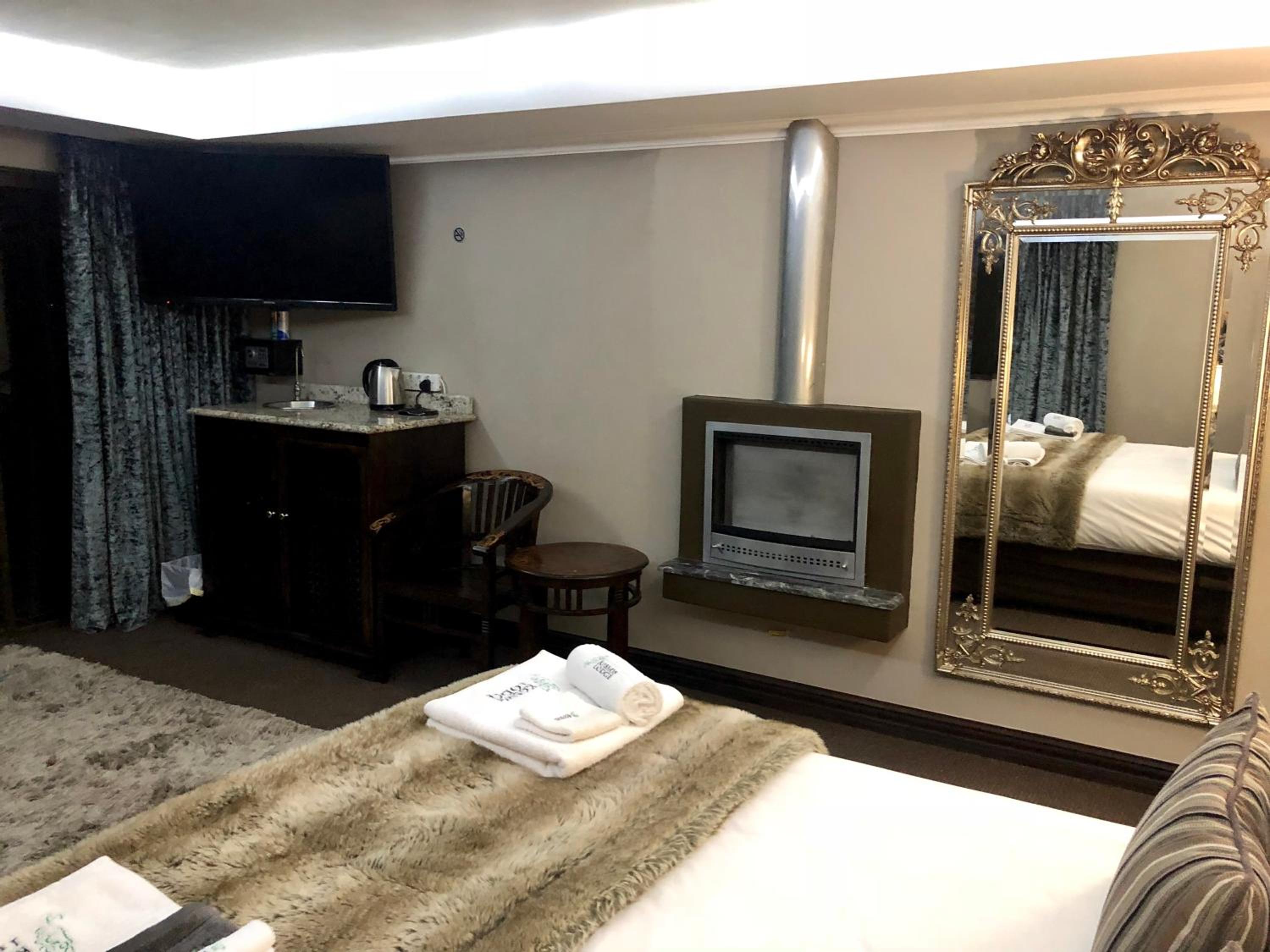 Superior Queen Room - Photo 3