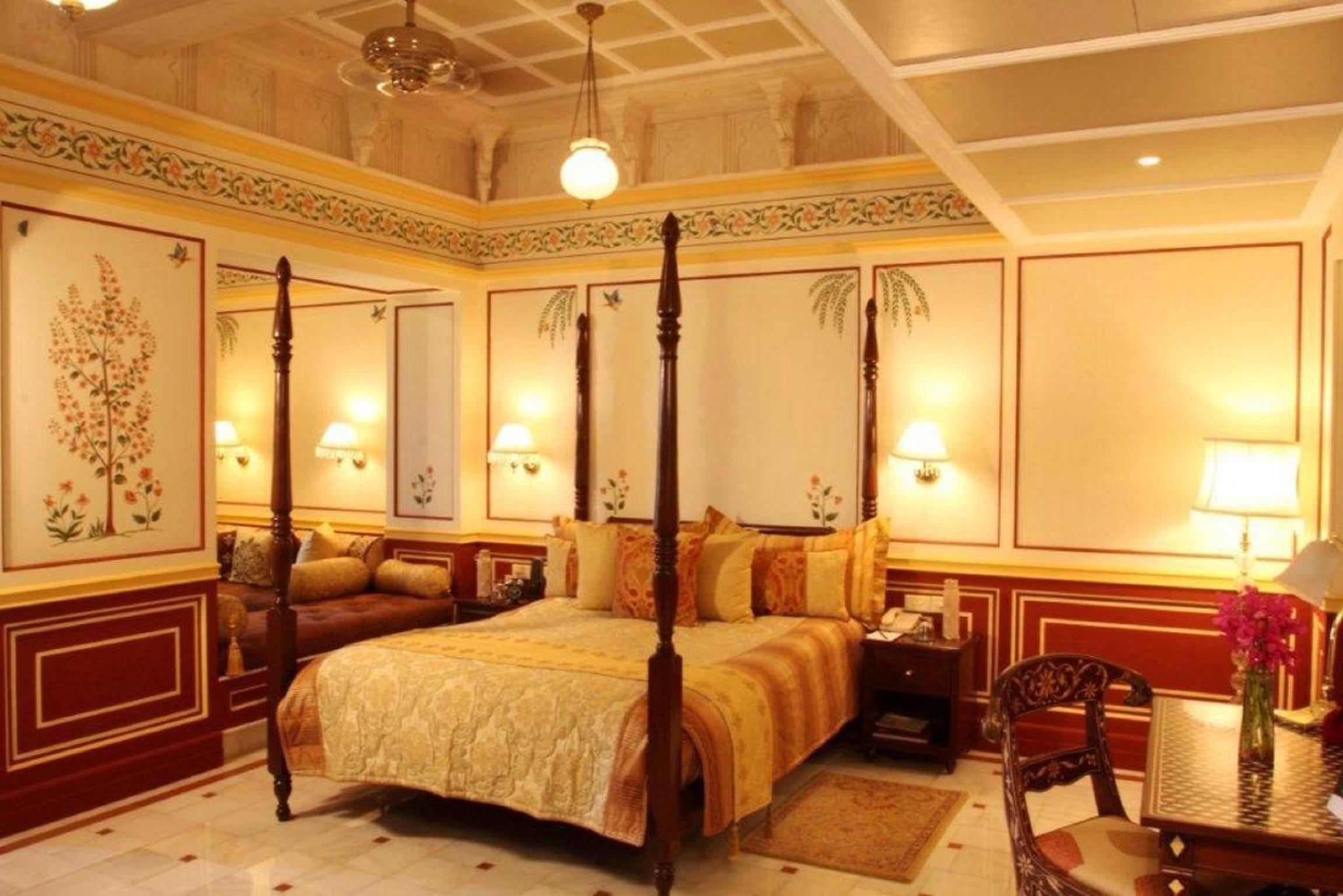 Palace Twin Room with Lake View - Photo 4