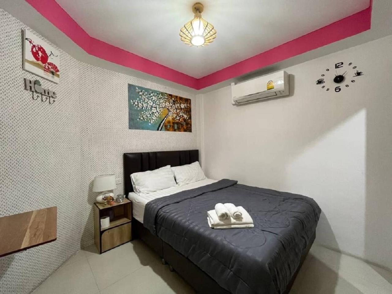 Double Room with Private Bathroom photo 1