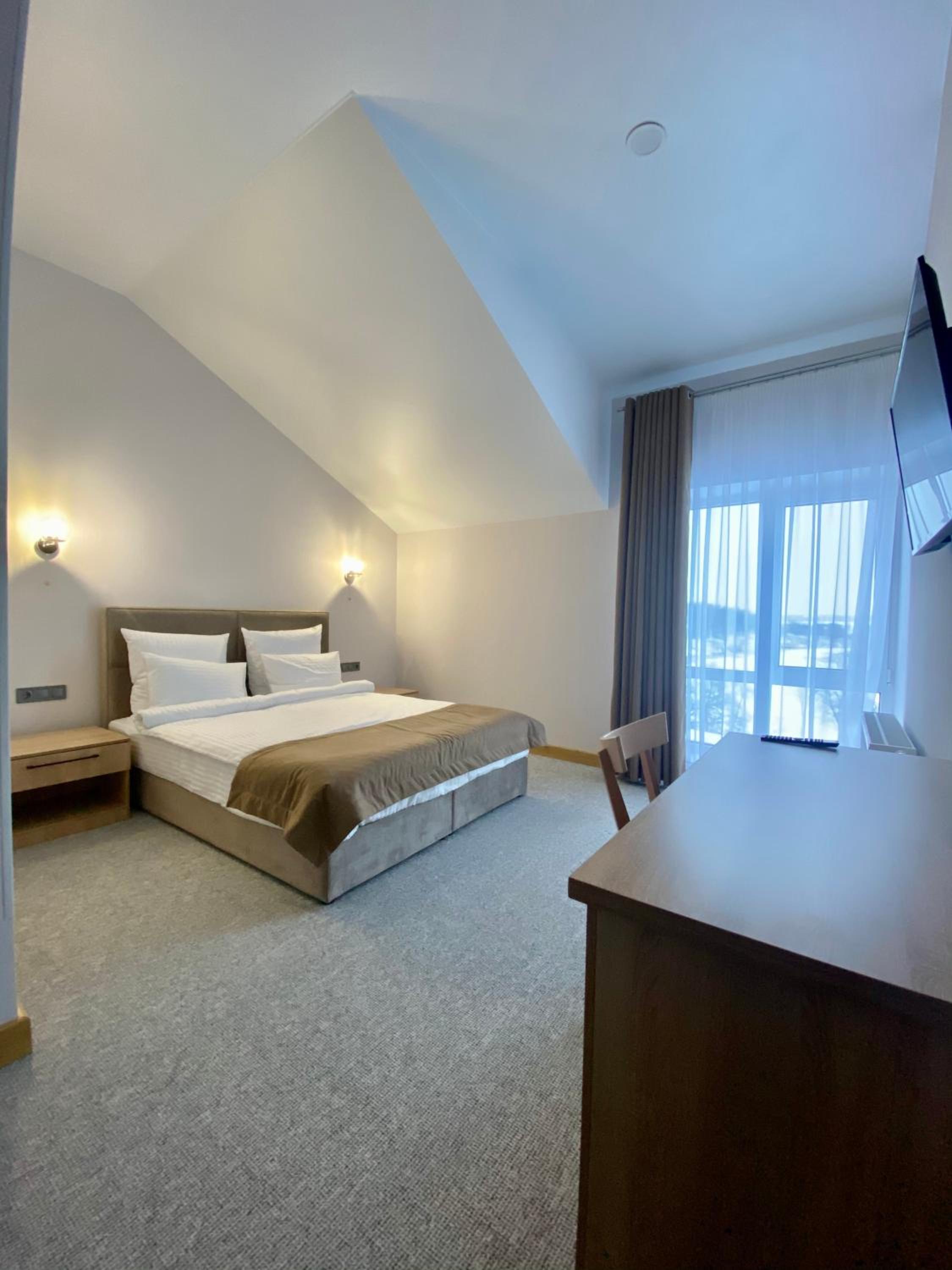 Double Room with Lake View photo 1