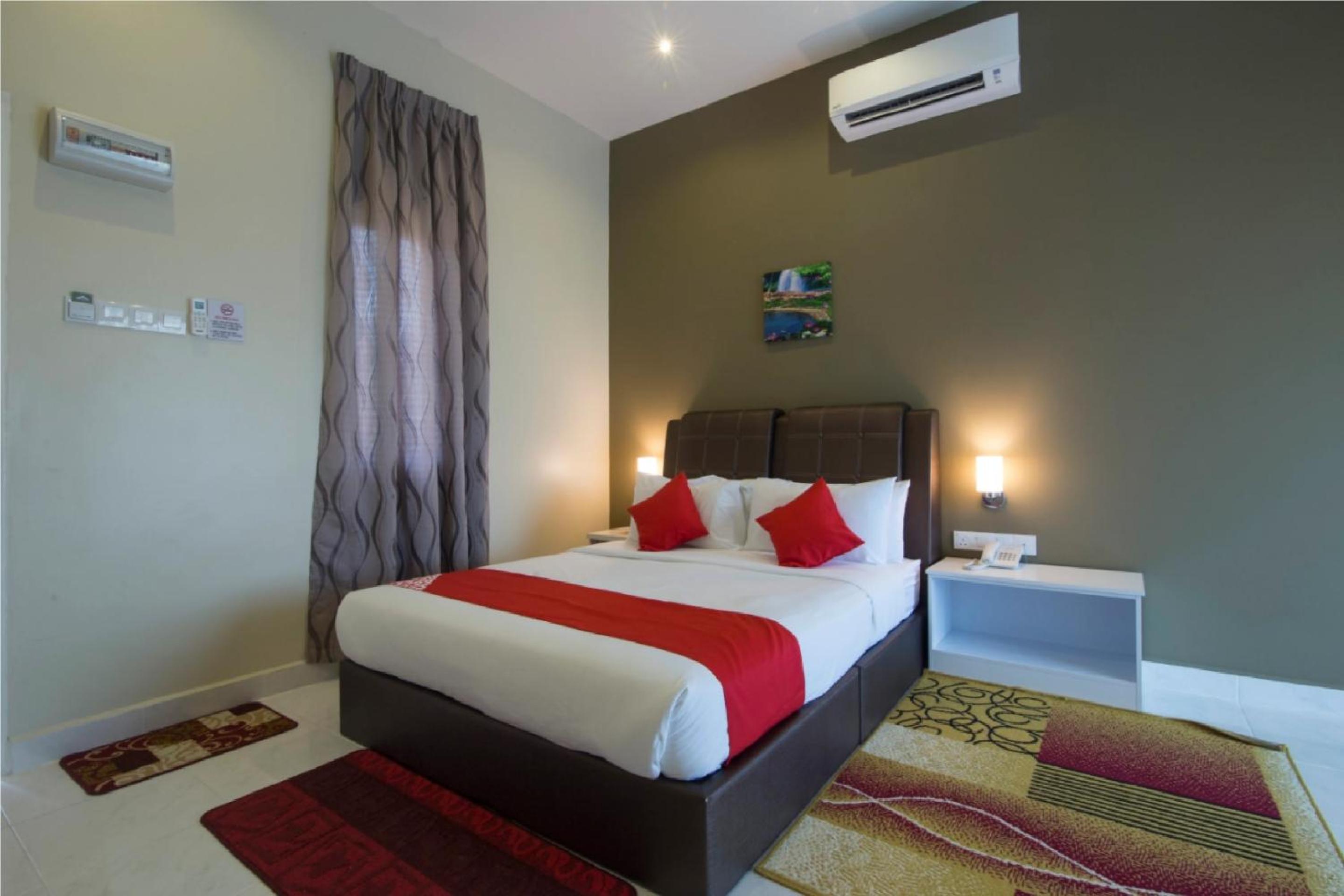 Double Room with Balcony photo 3