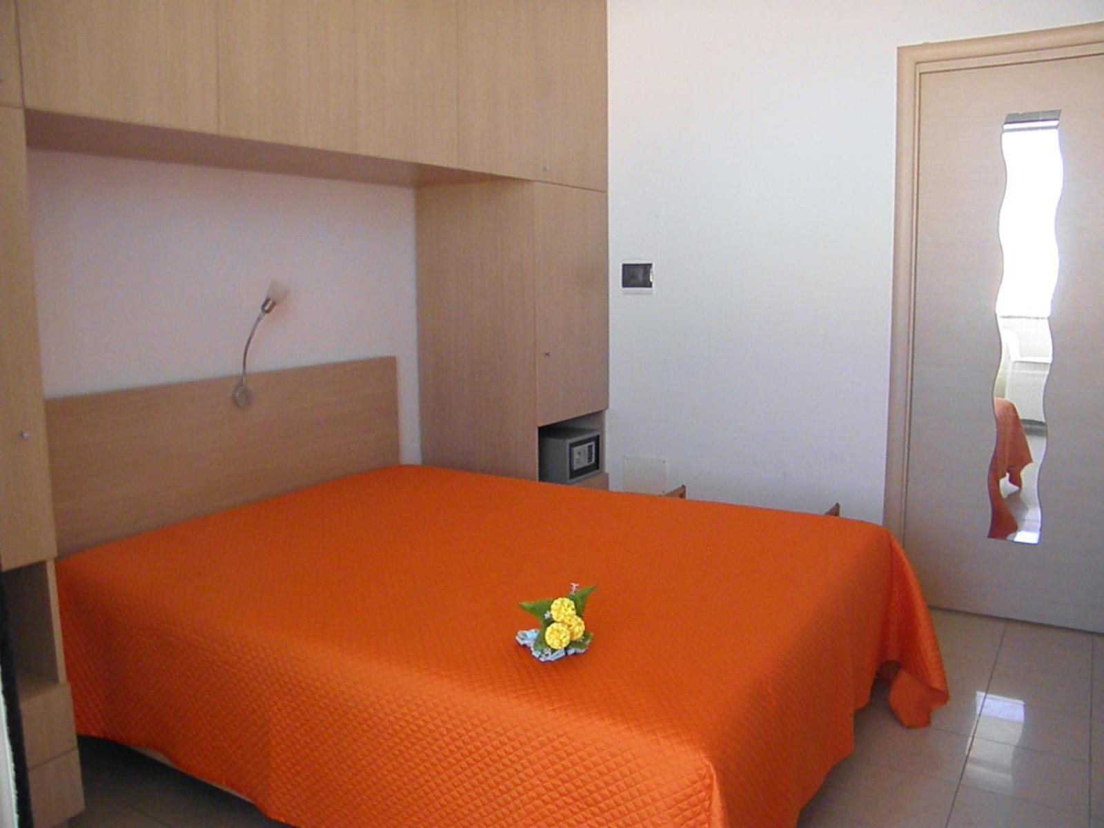 Economy Double or Twin Room - Photo 7