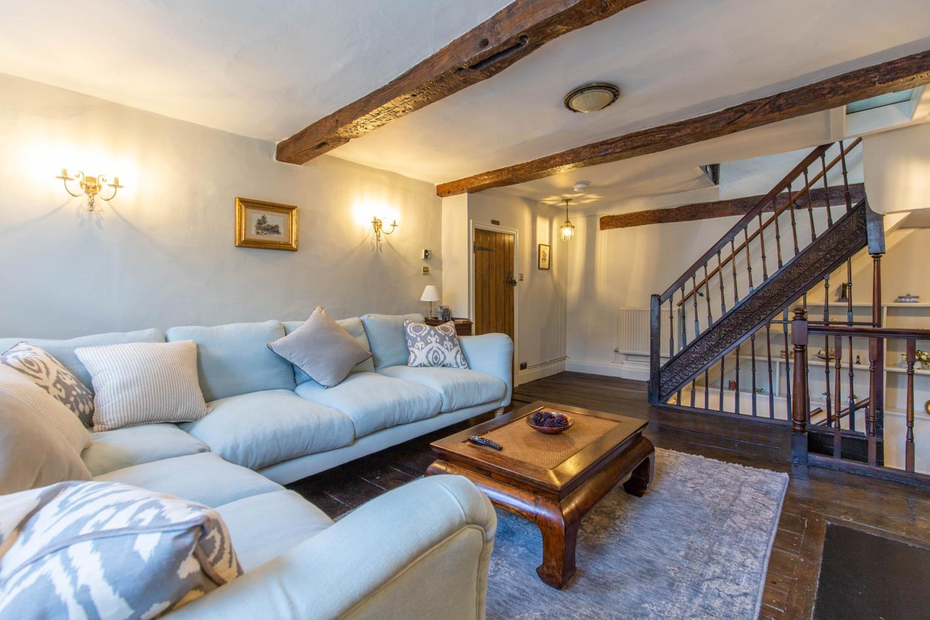 Three-Bedroom House photo 2