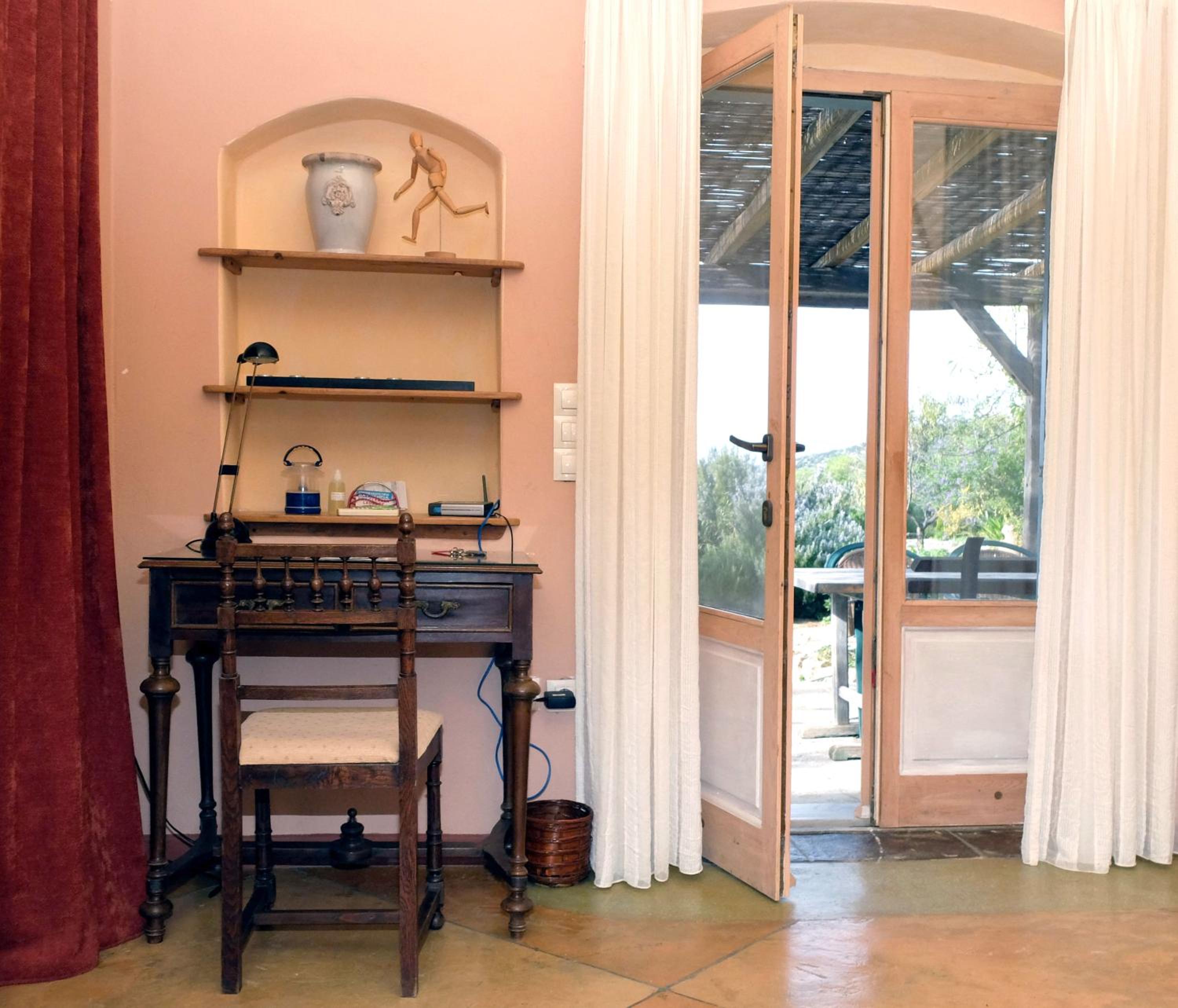 Two-Bedroom House (Dome House)