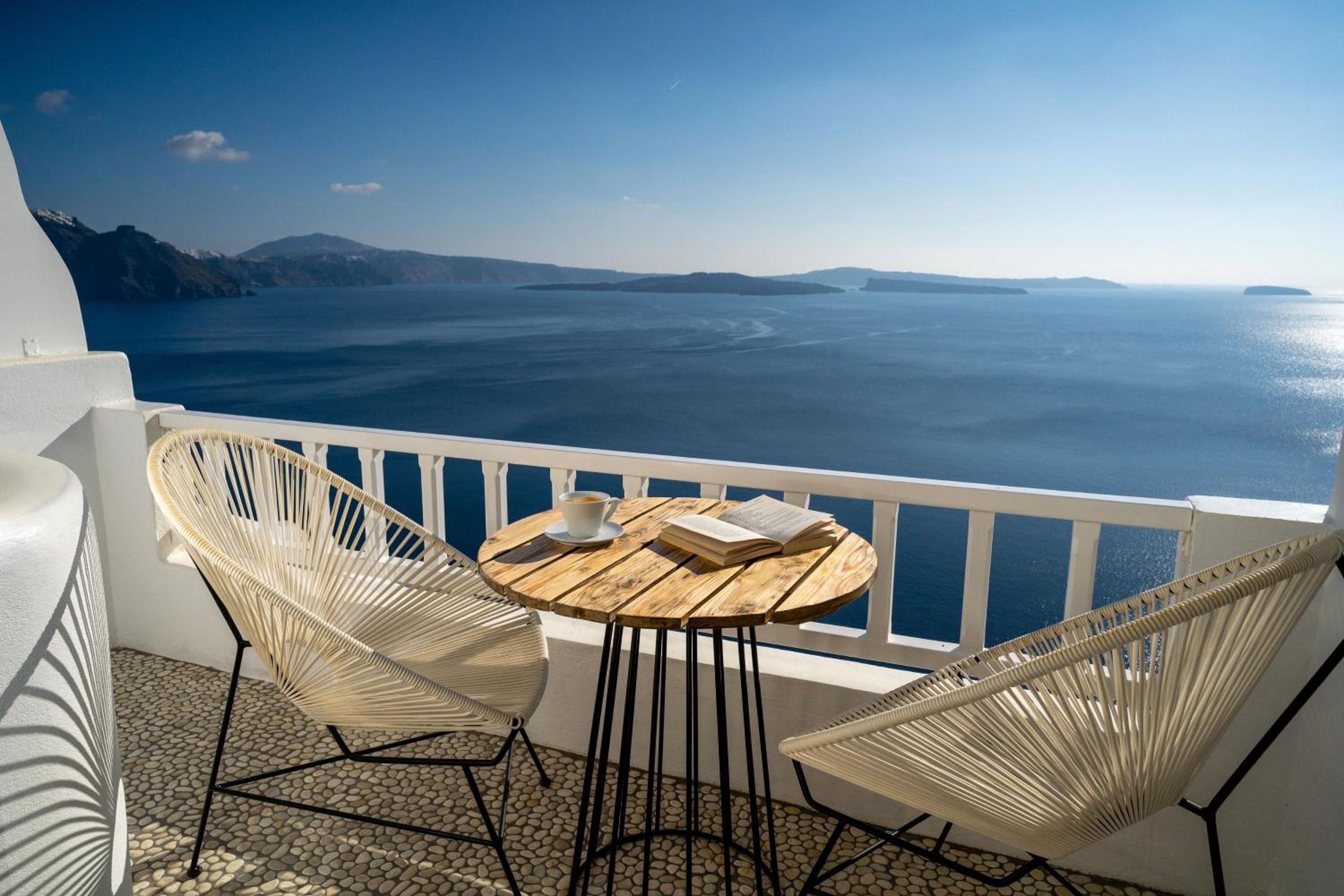 Classic Room with Hot Tub and Caldera View