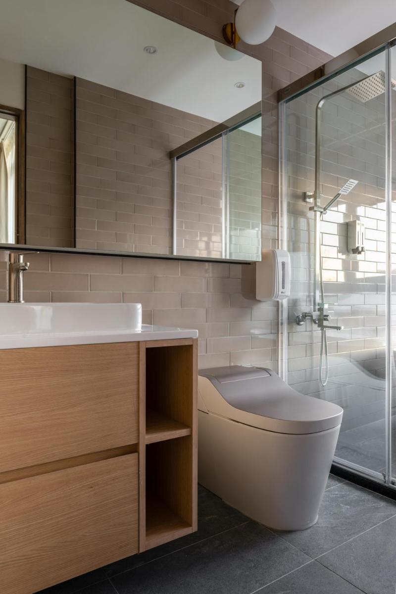 Double Room with Bathtub and Balcony photo 2