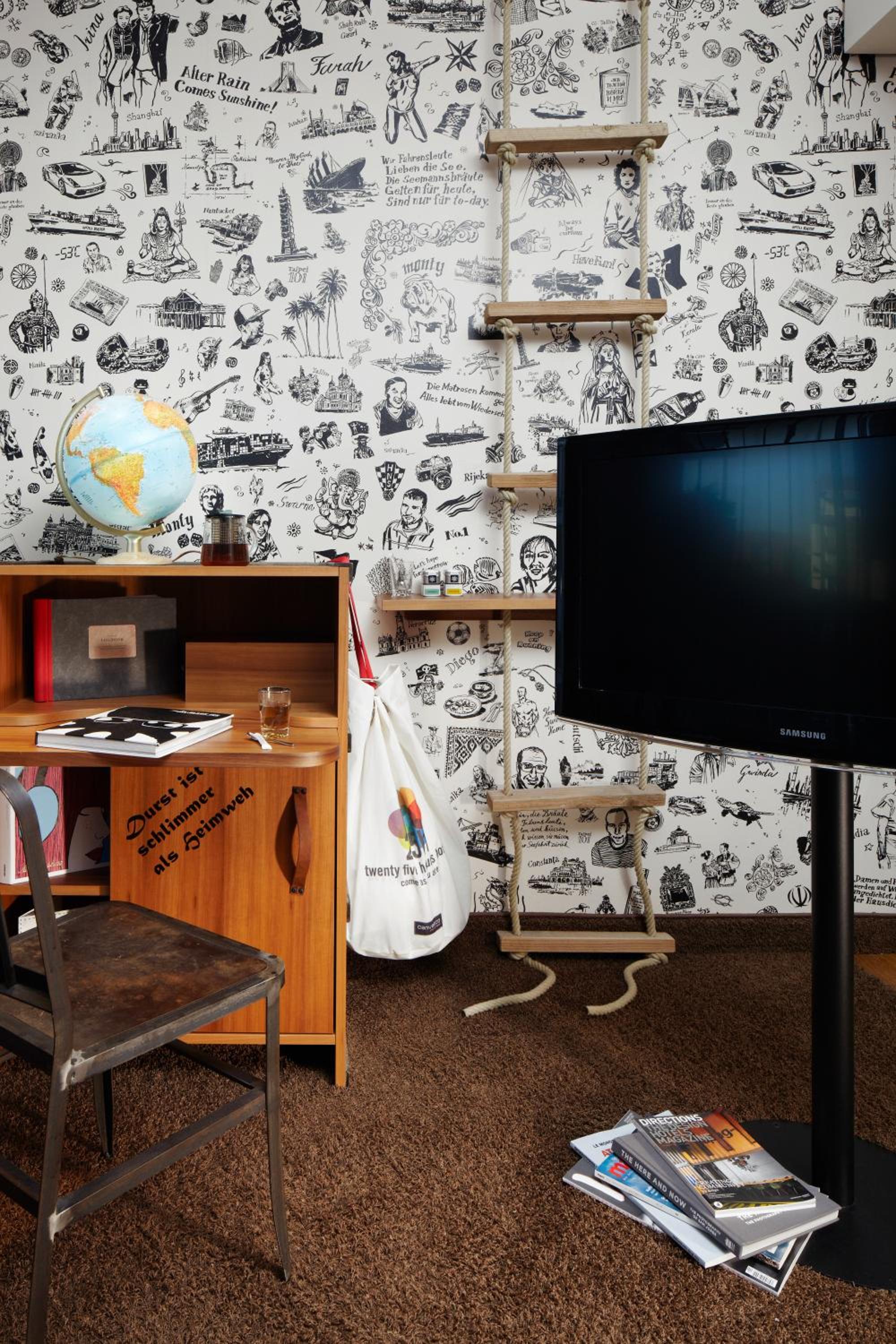 Medium Plus Room photo 3