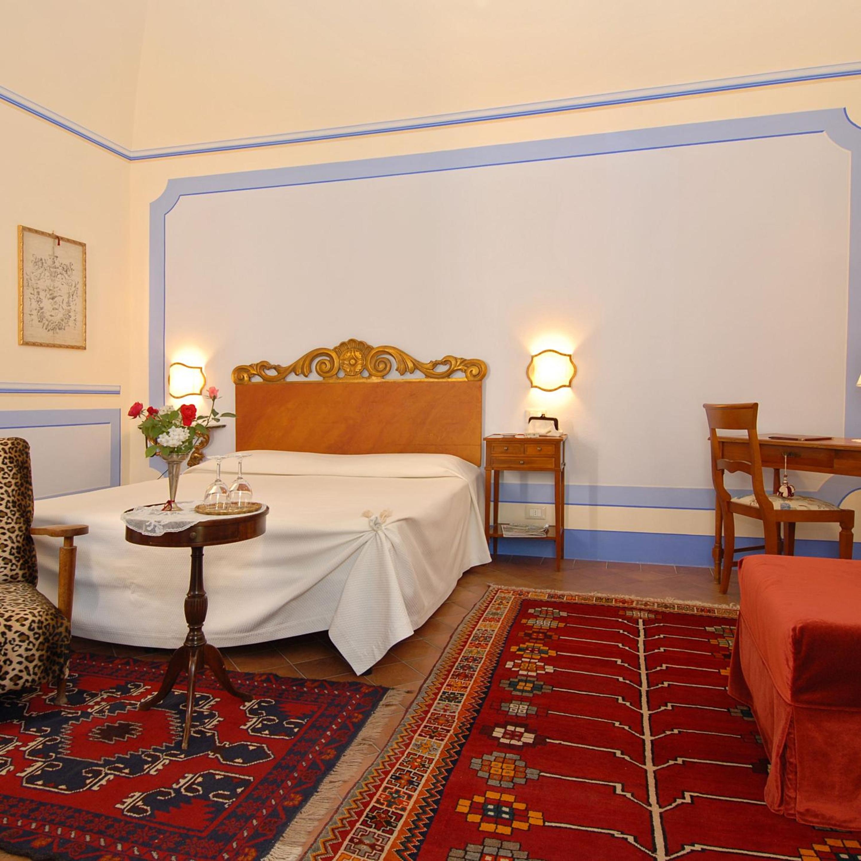 Double or Twin Room - Photo 14
