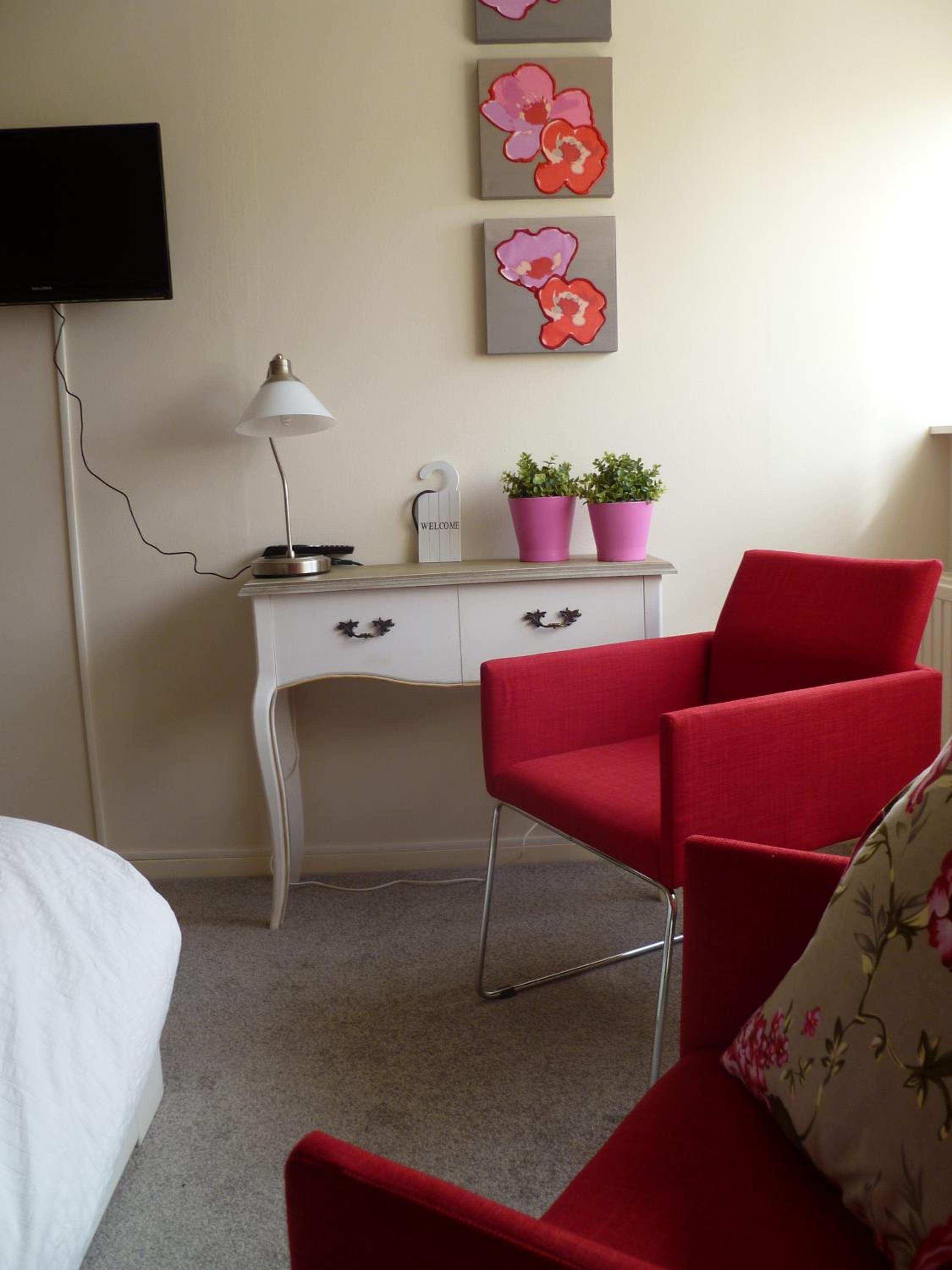 Standard Double Room - Photo 5