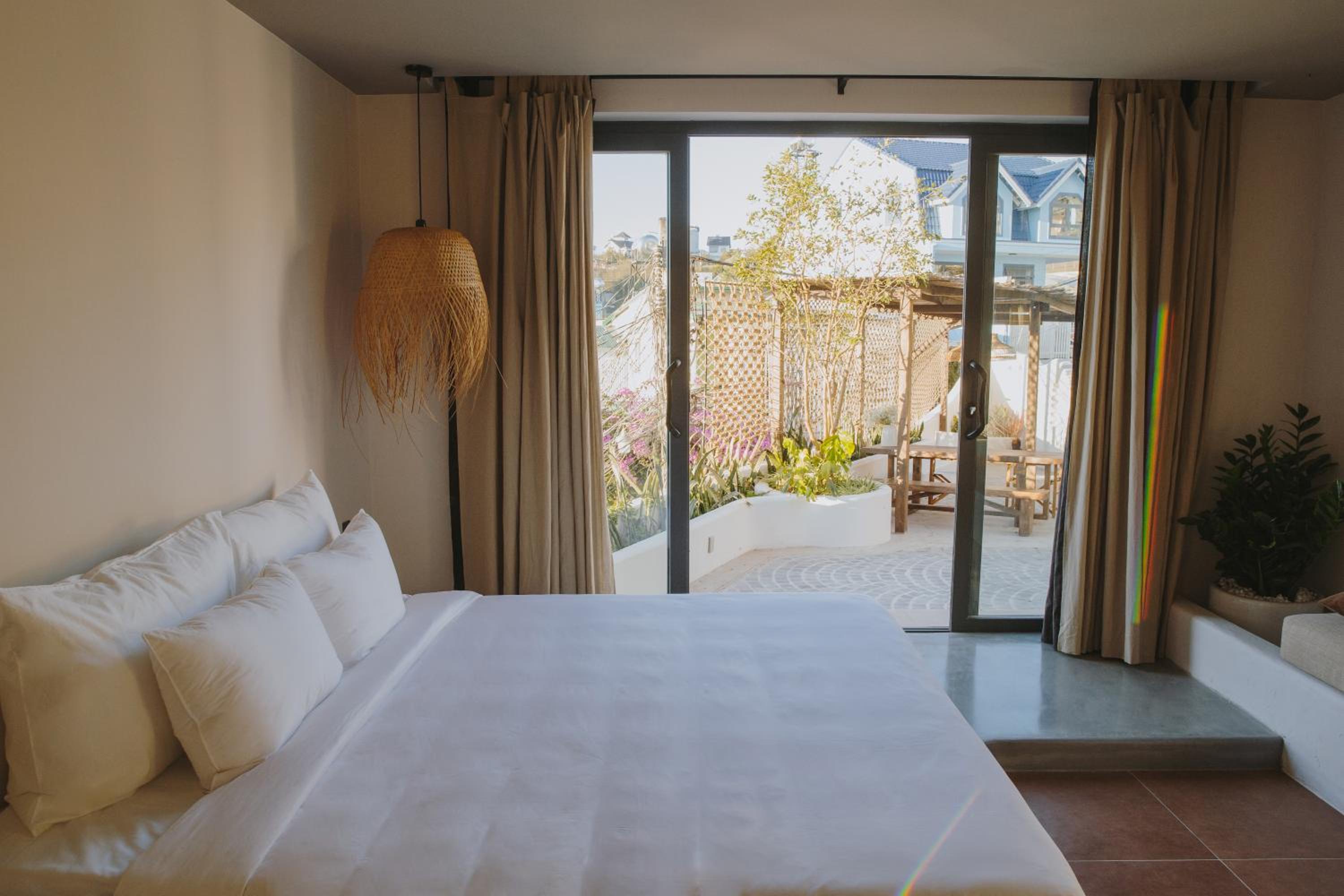 King Room with Garden View
