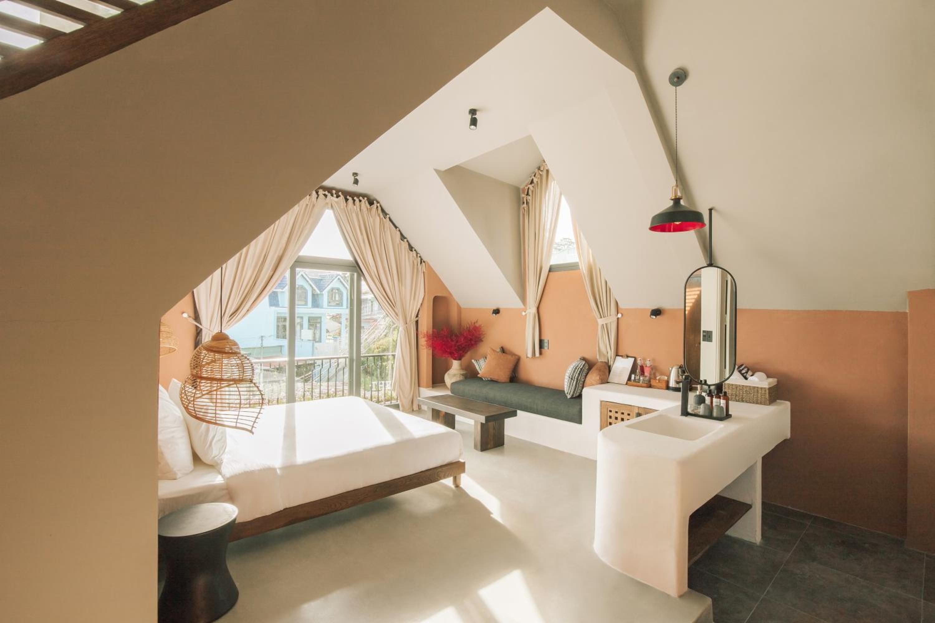 Deluxe King Room