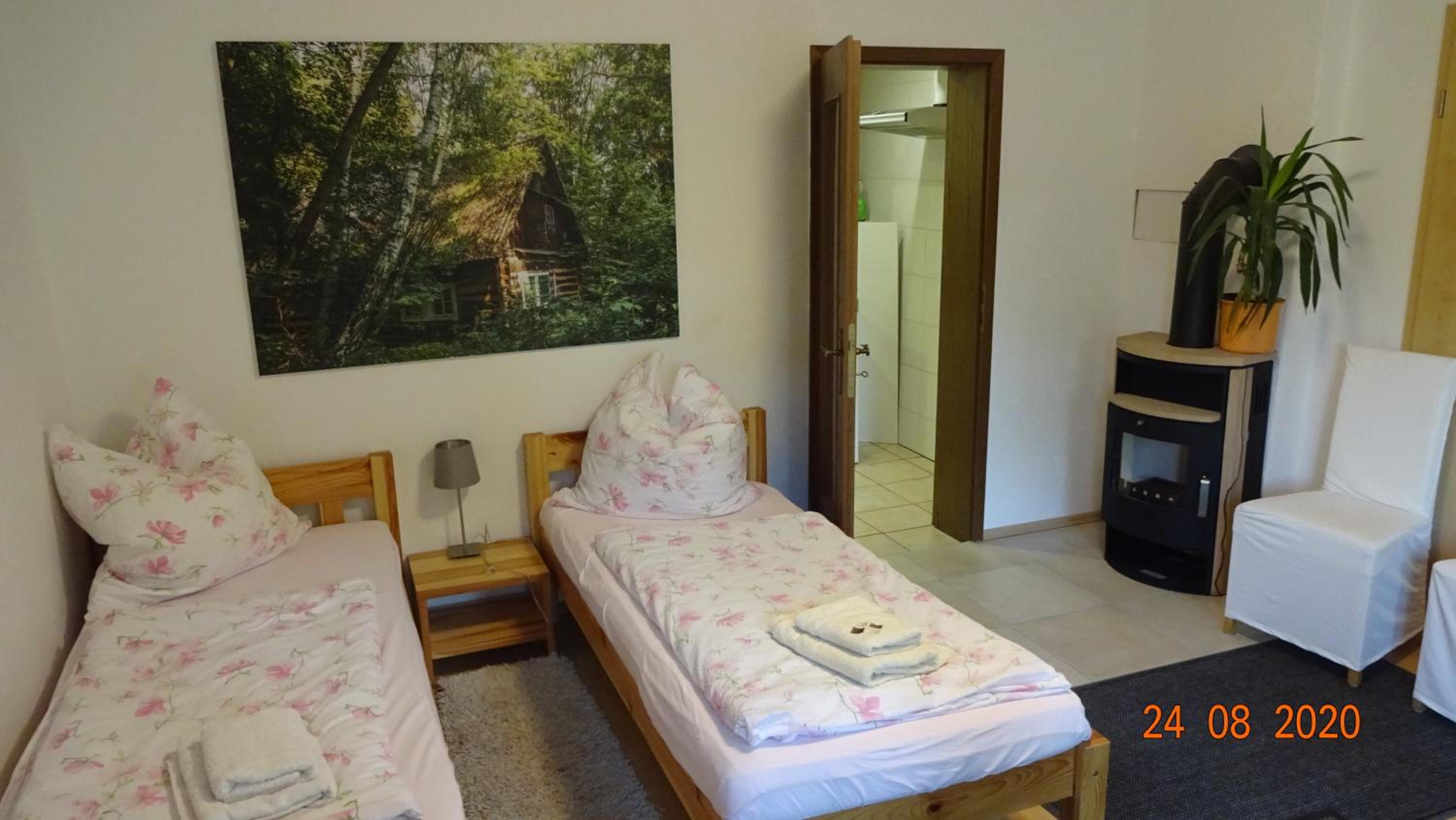 Basic Triple Room photo 1