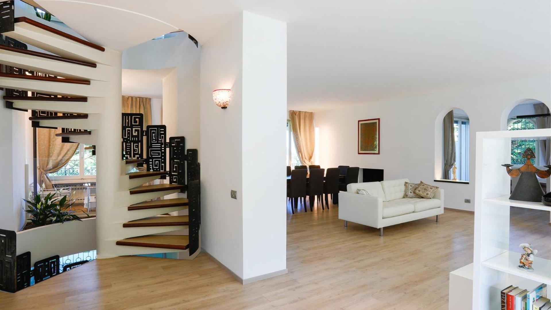 Five-Bedroom Villa