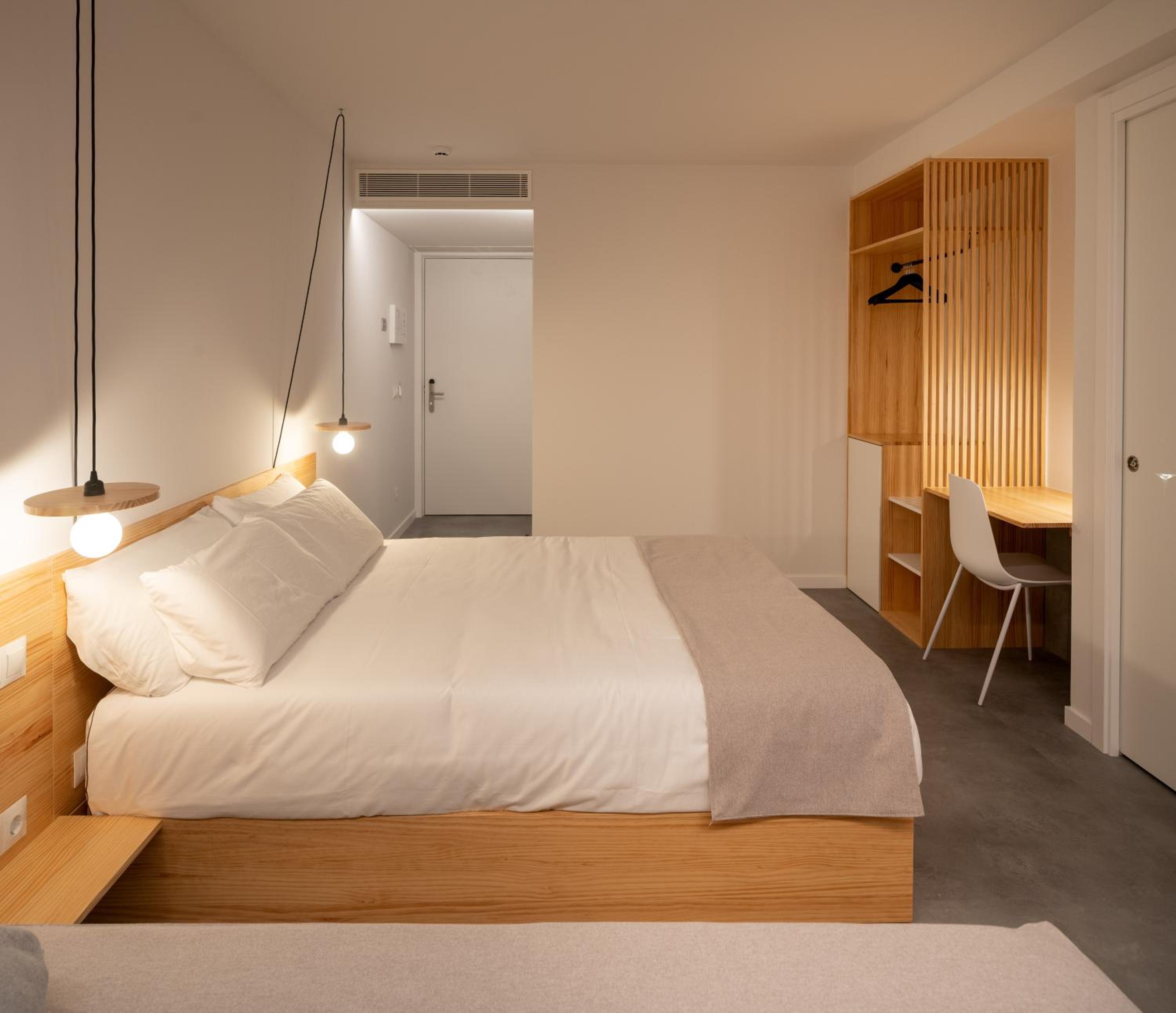 Superior Double Room with City View photo 3