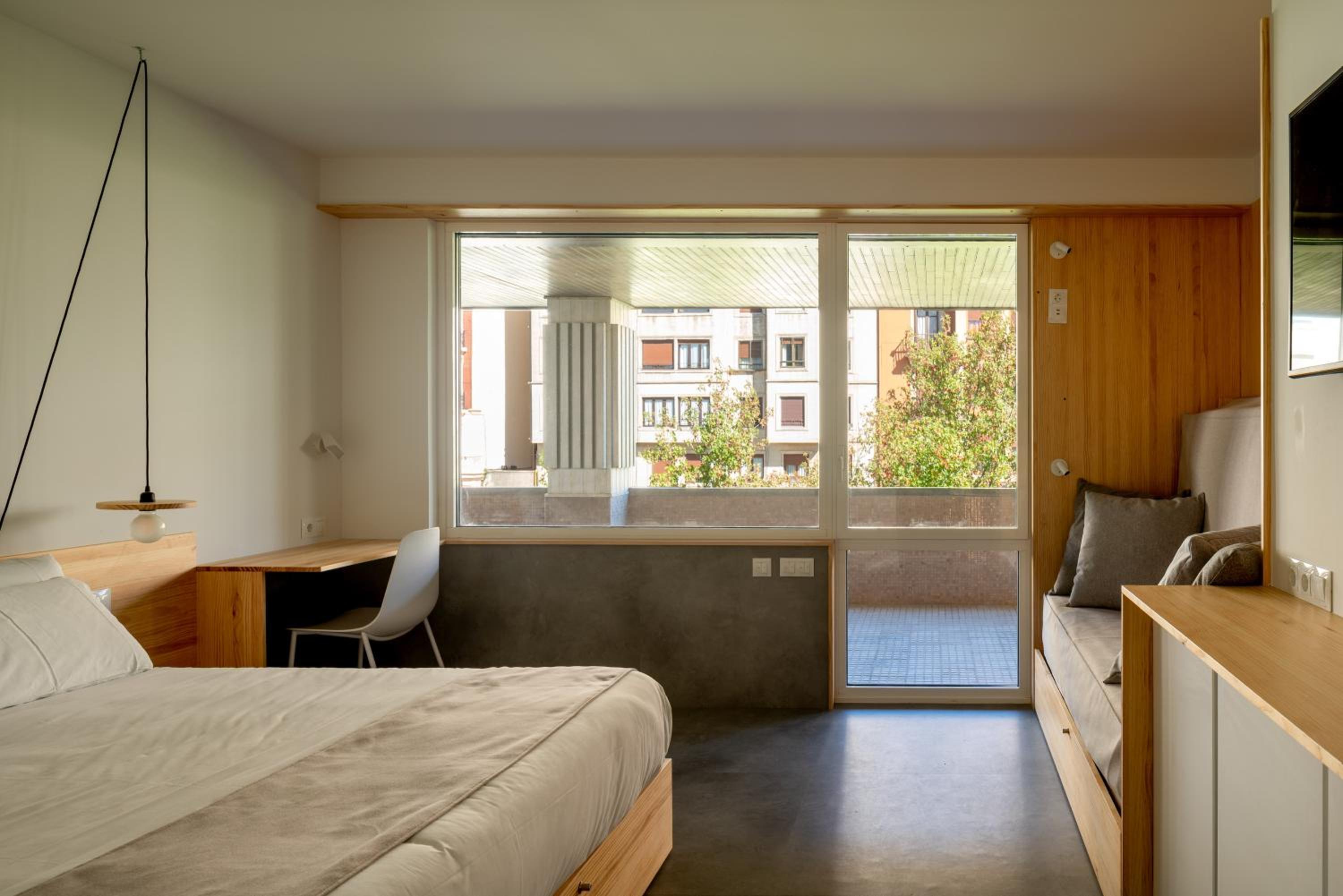 Habitación Familiar Superior con Vista a la Ciudad