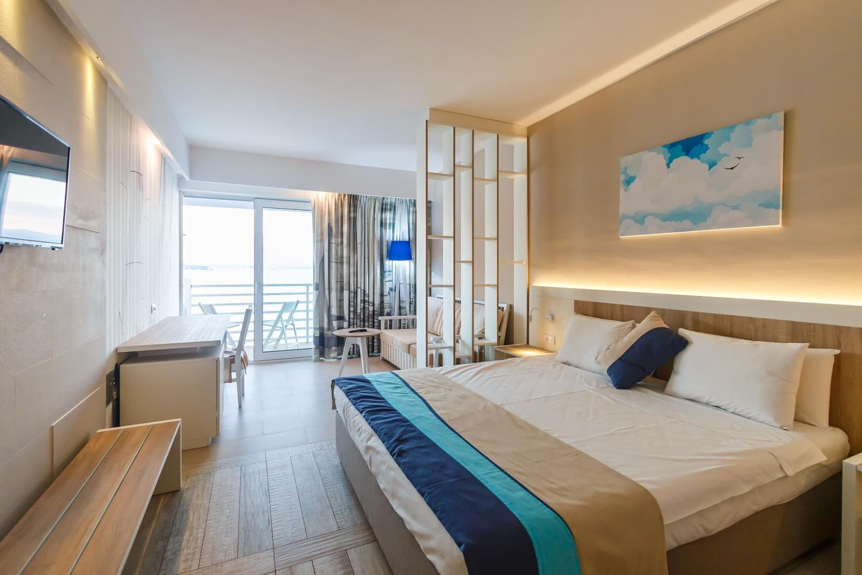 Superior Family Room with Sea View