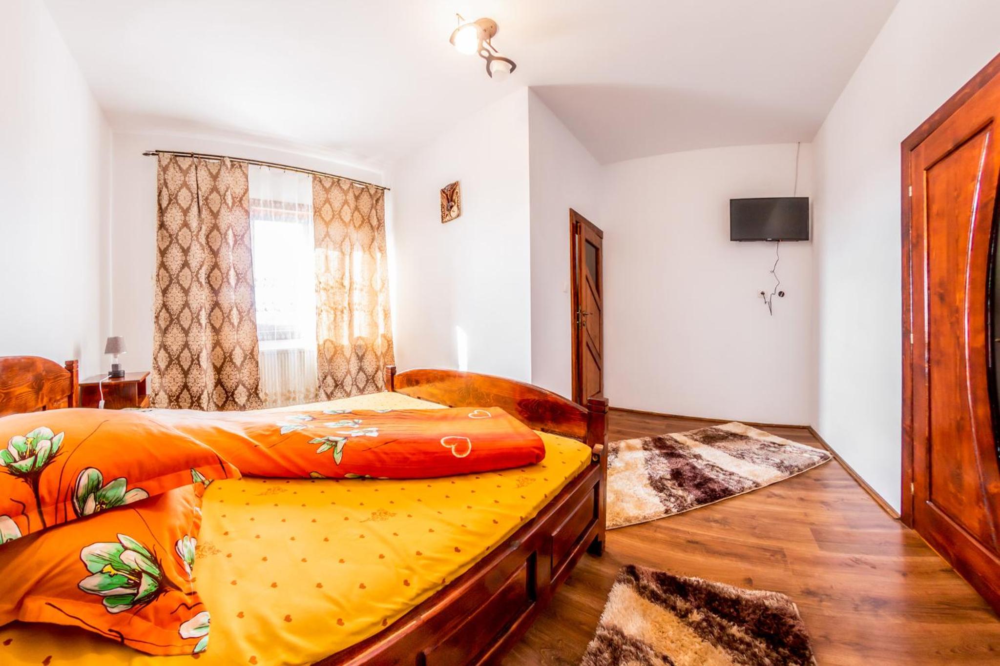 Double Room with Private Bathroom photo 1