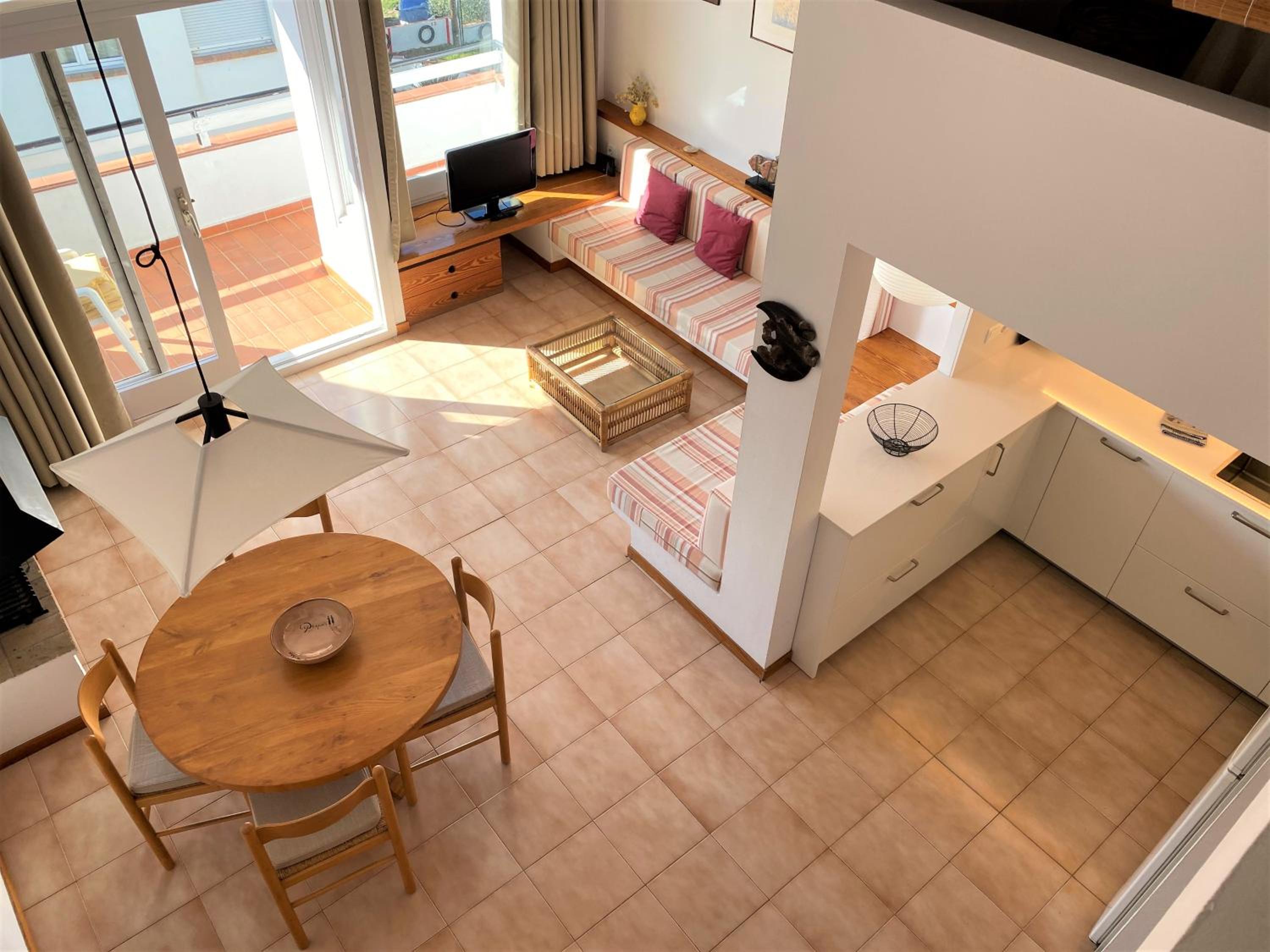 Three-Bedroom Apartment photo 2