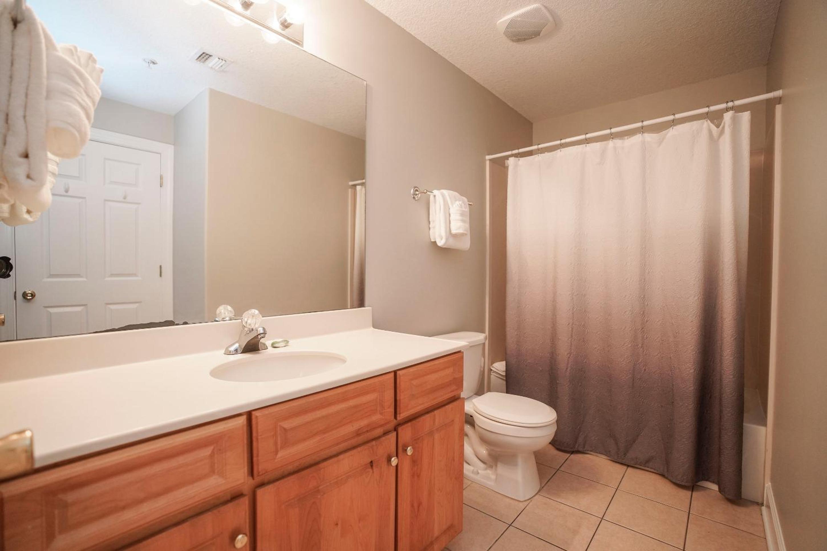 Two-Bedroom Apartment 1209 photo 2