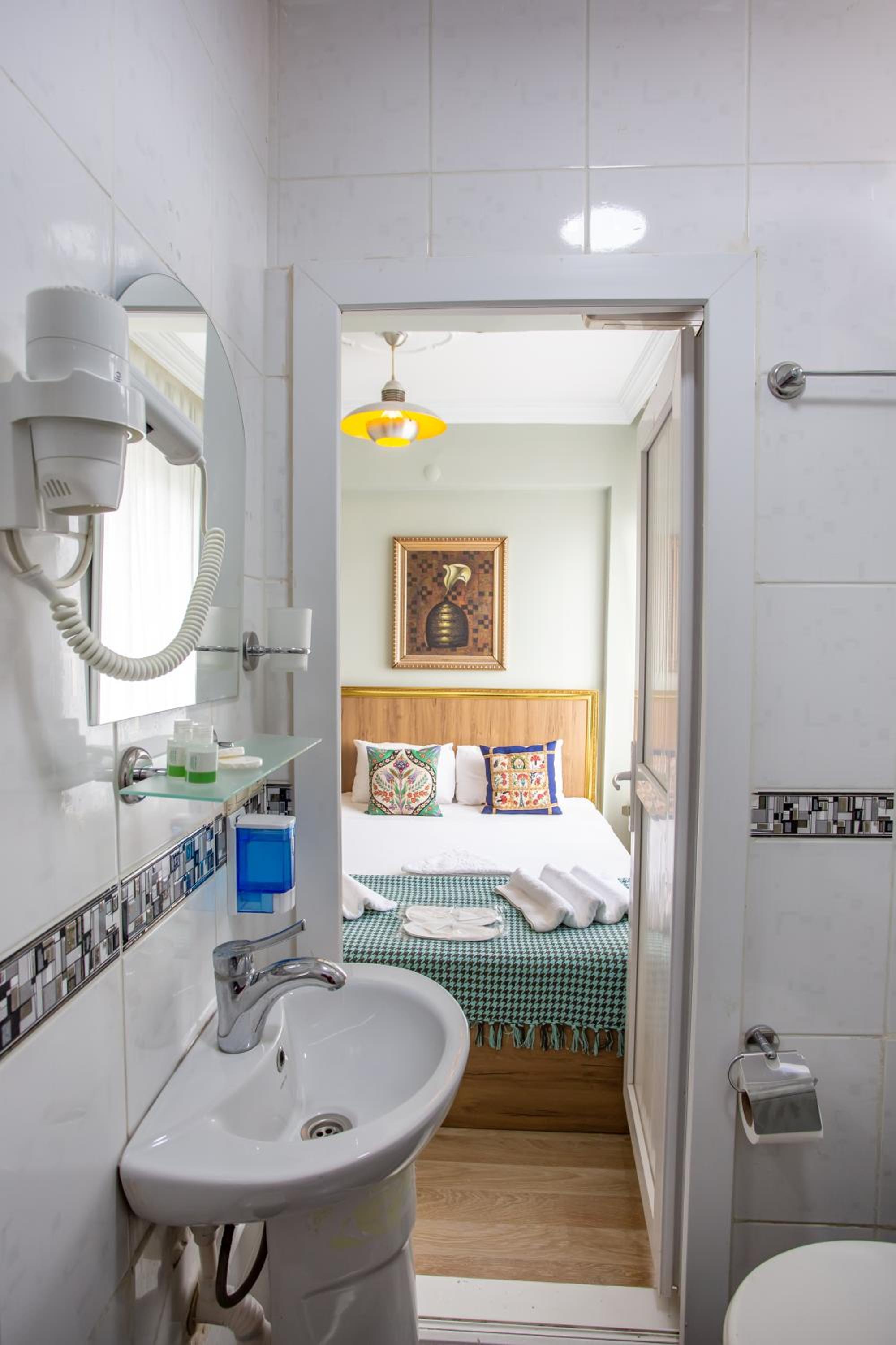 Standard Single Room photo 2