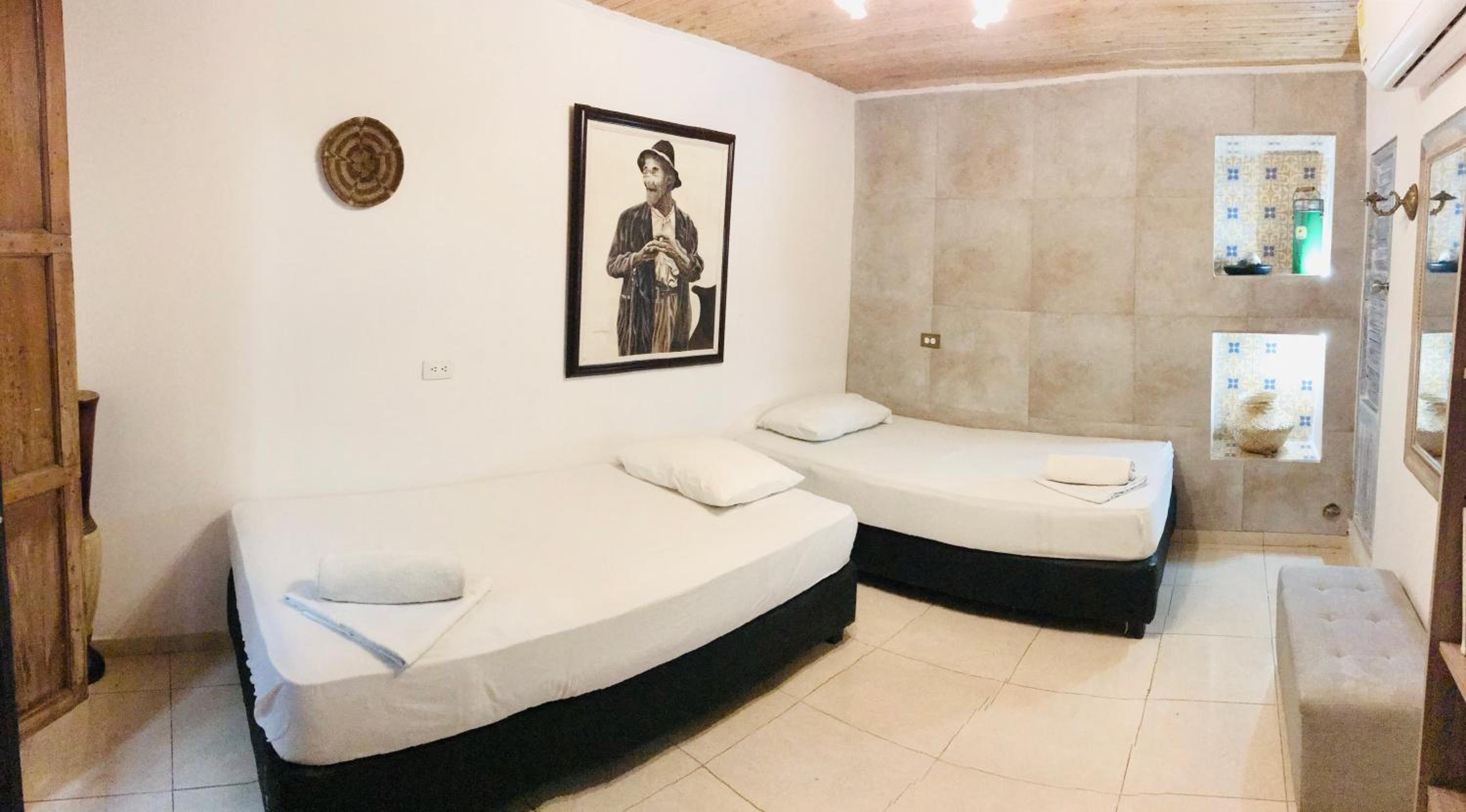 Double or Twin Room with Private Bathroom photo 1