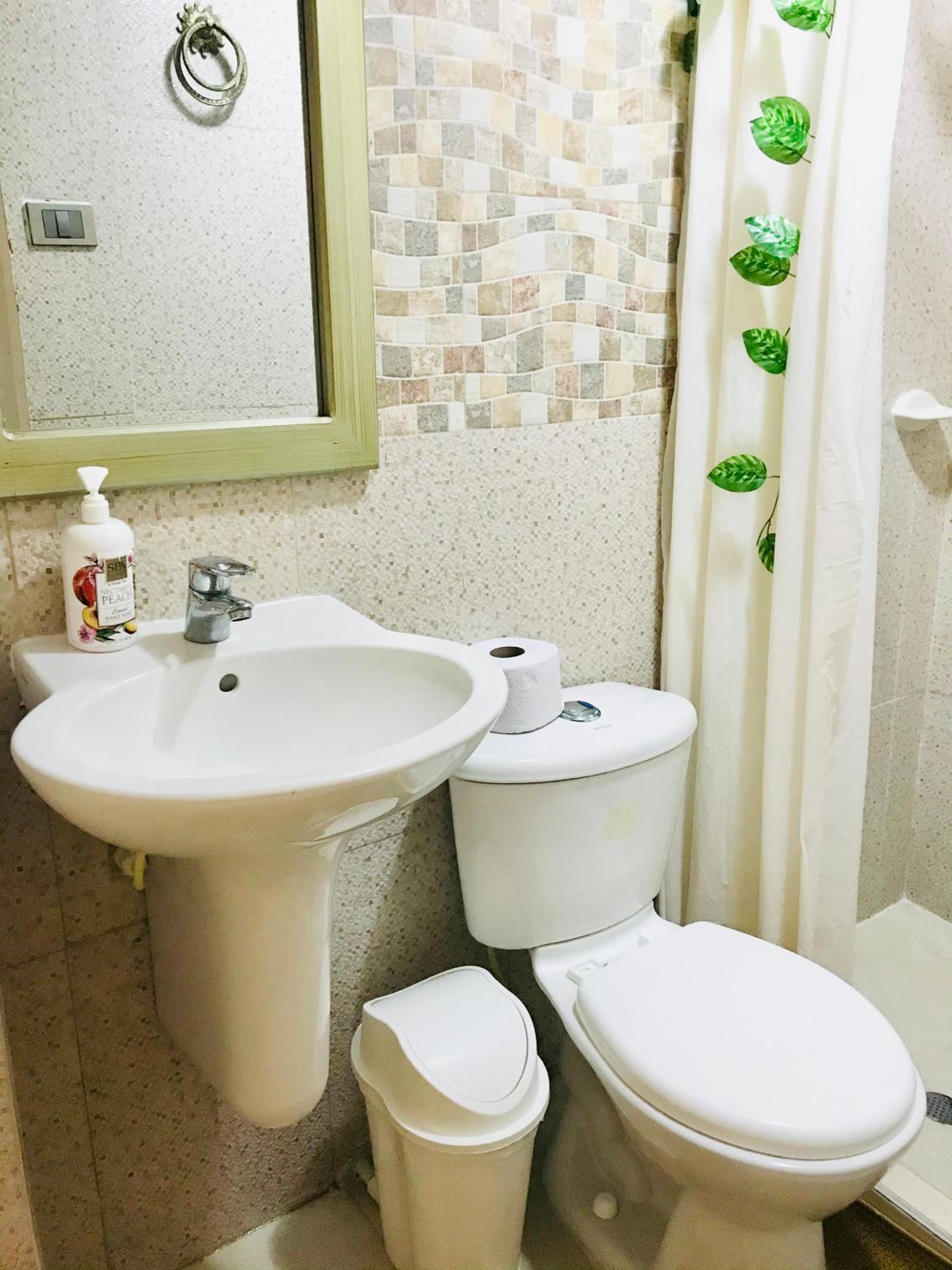 Double or Twin Room with Private Bathroom photo 3
