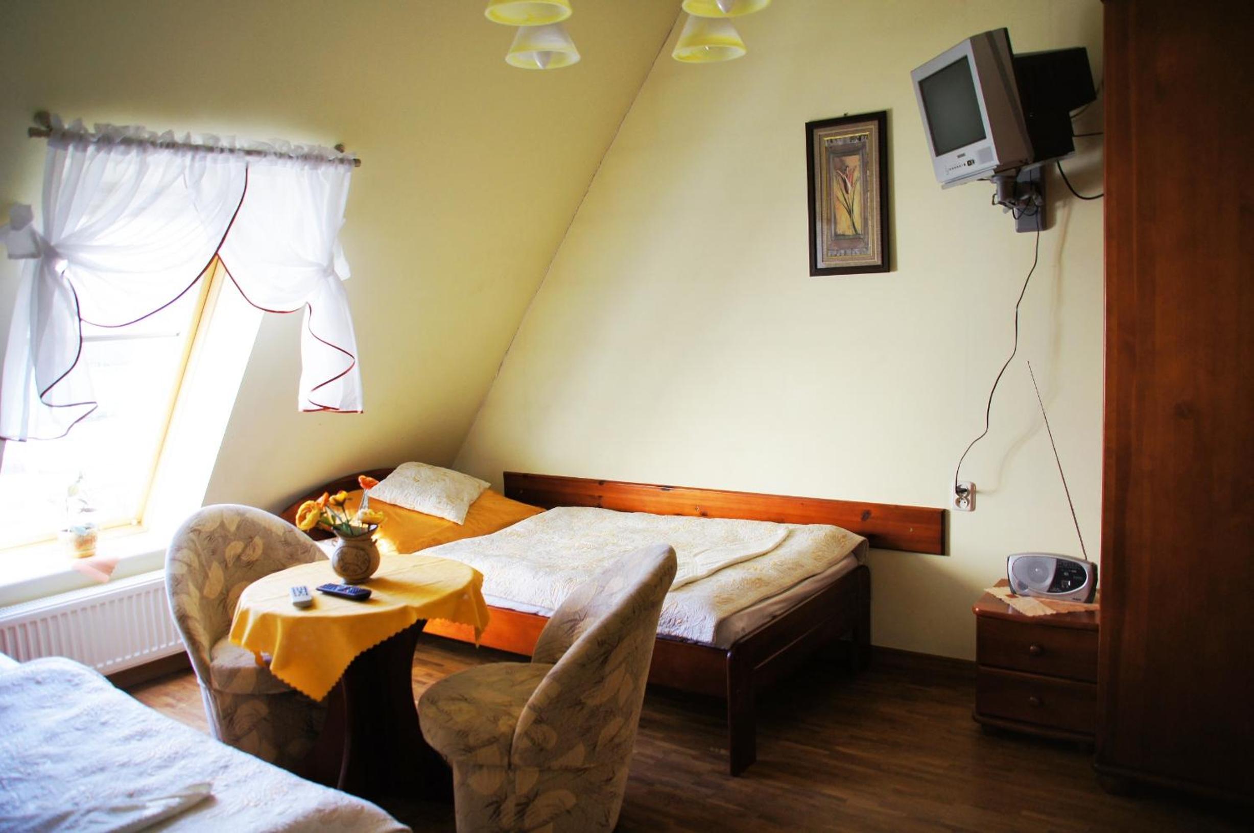 Twin Room - Photo 1