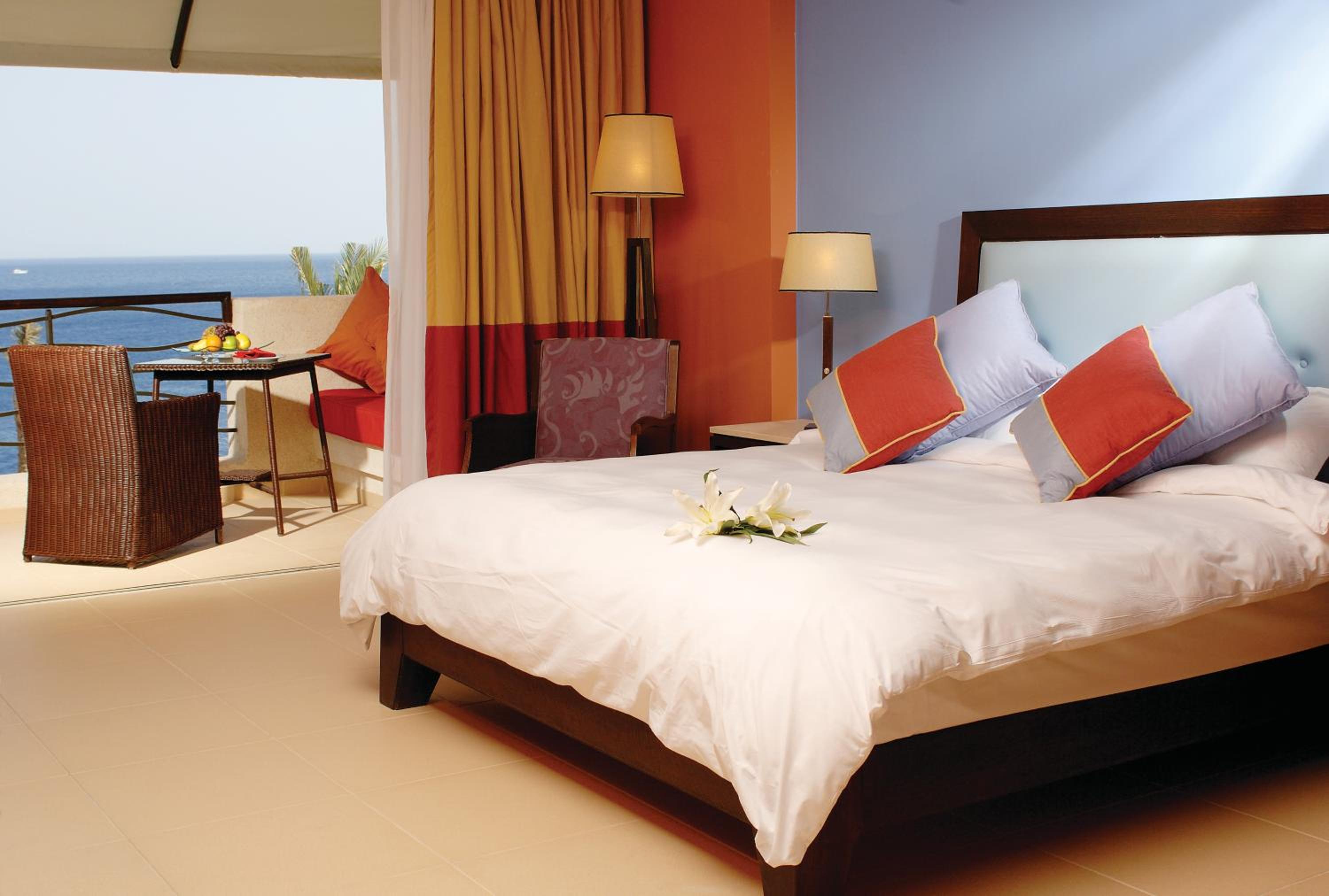Deluxe Double or Twin Room - Photo 5