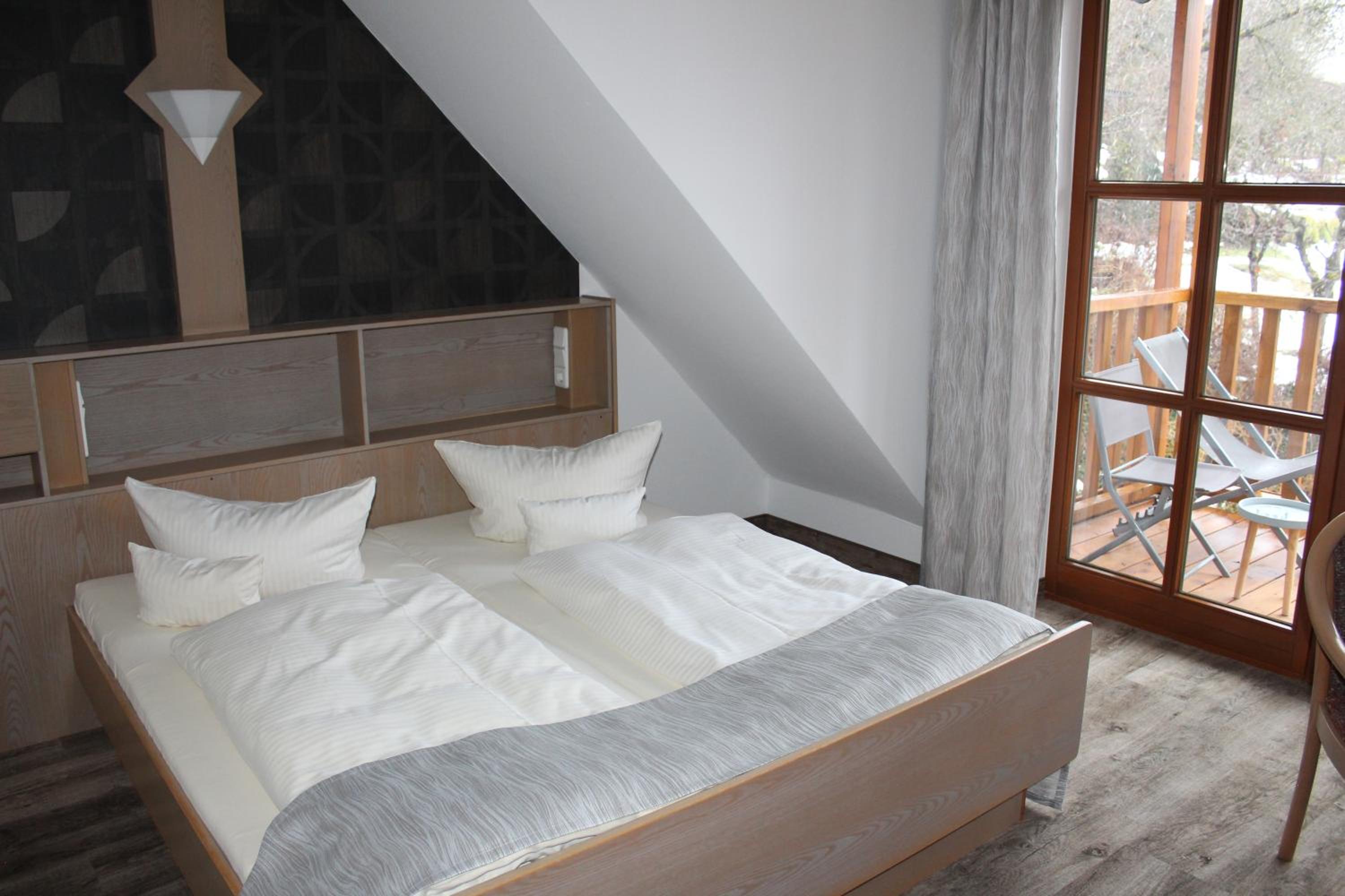 Double Room - Photo 3