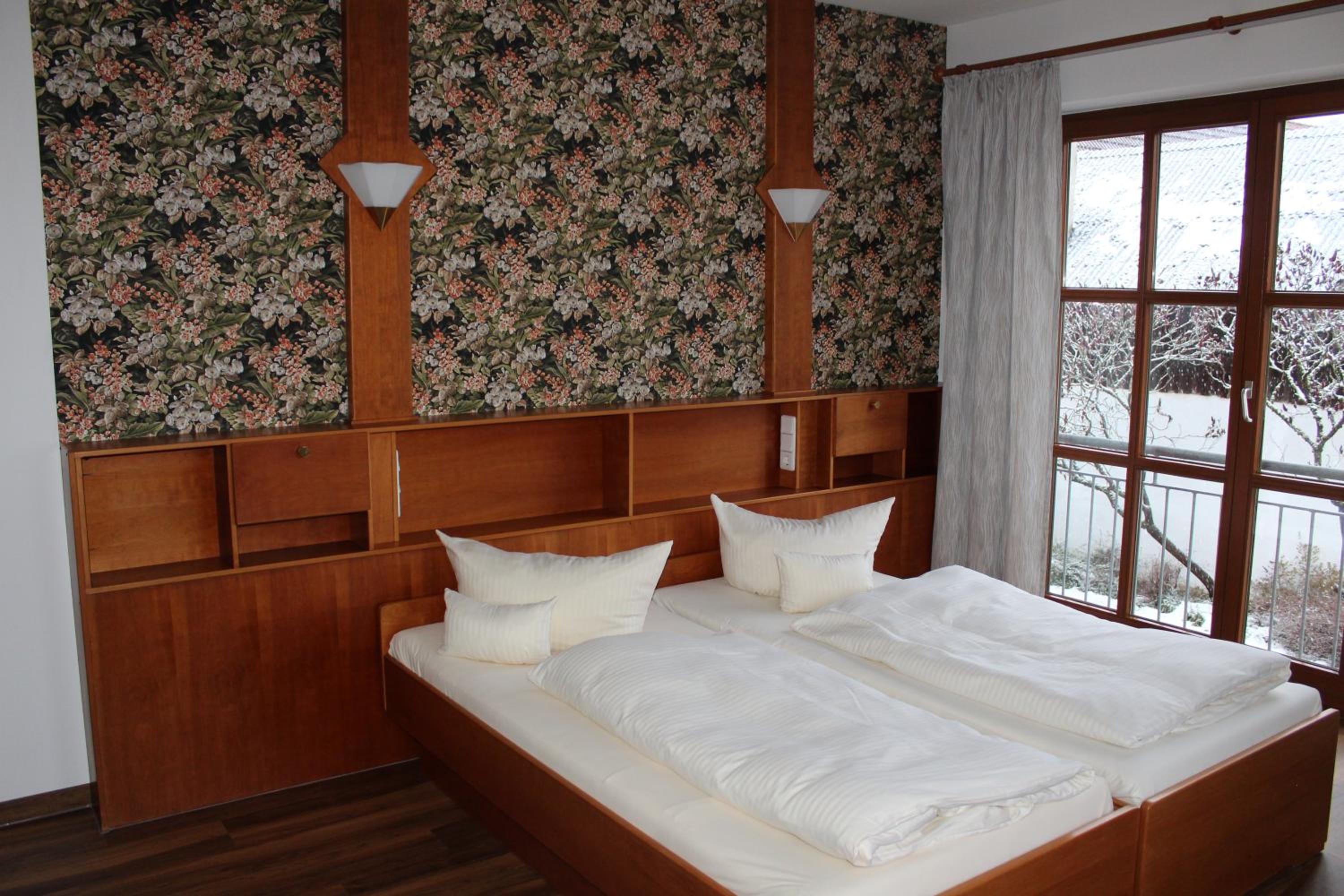 Double Room - Photo 2
