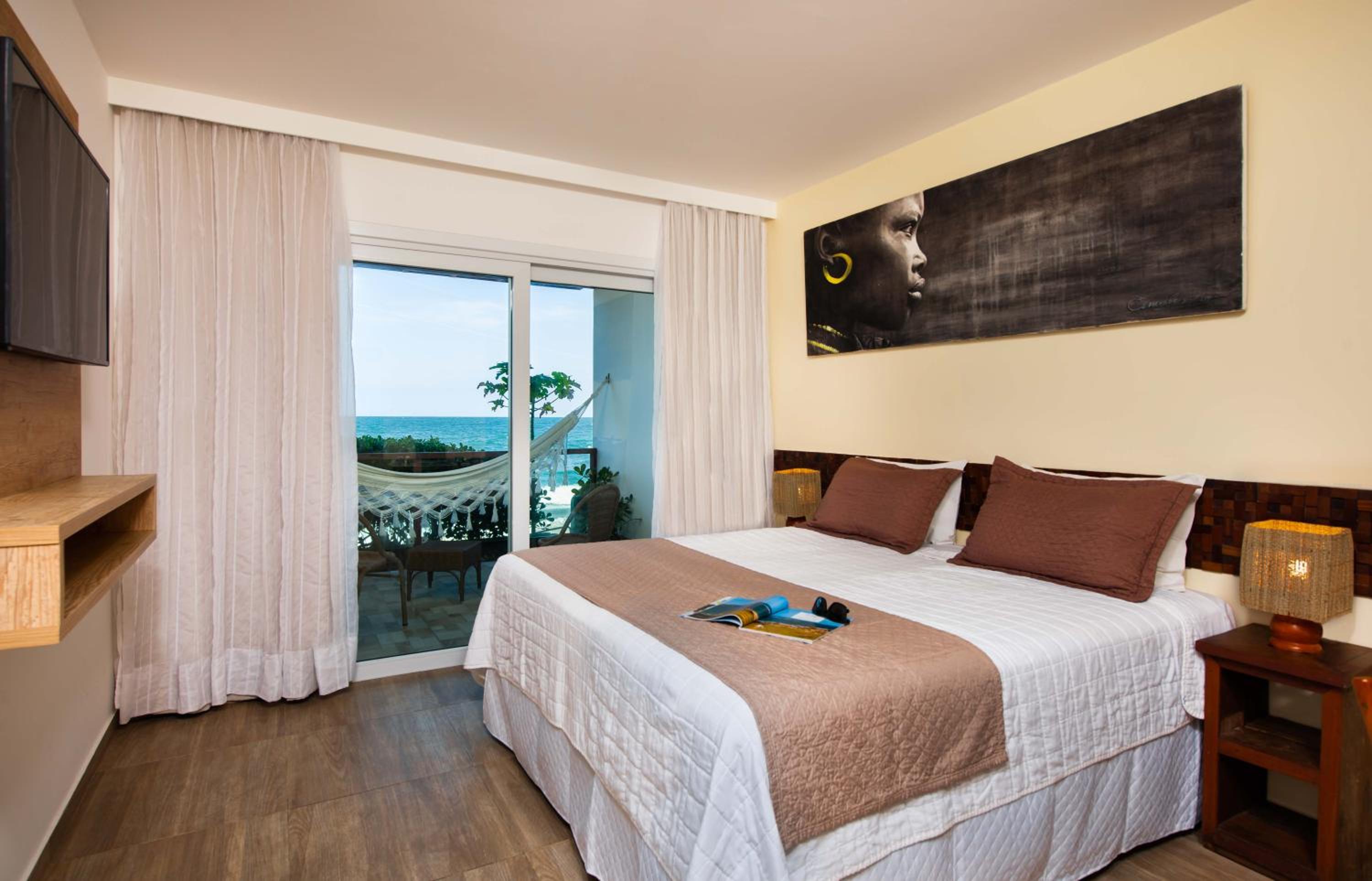 Deluxe Double Room with Balcony and Sea View