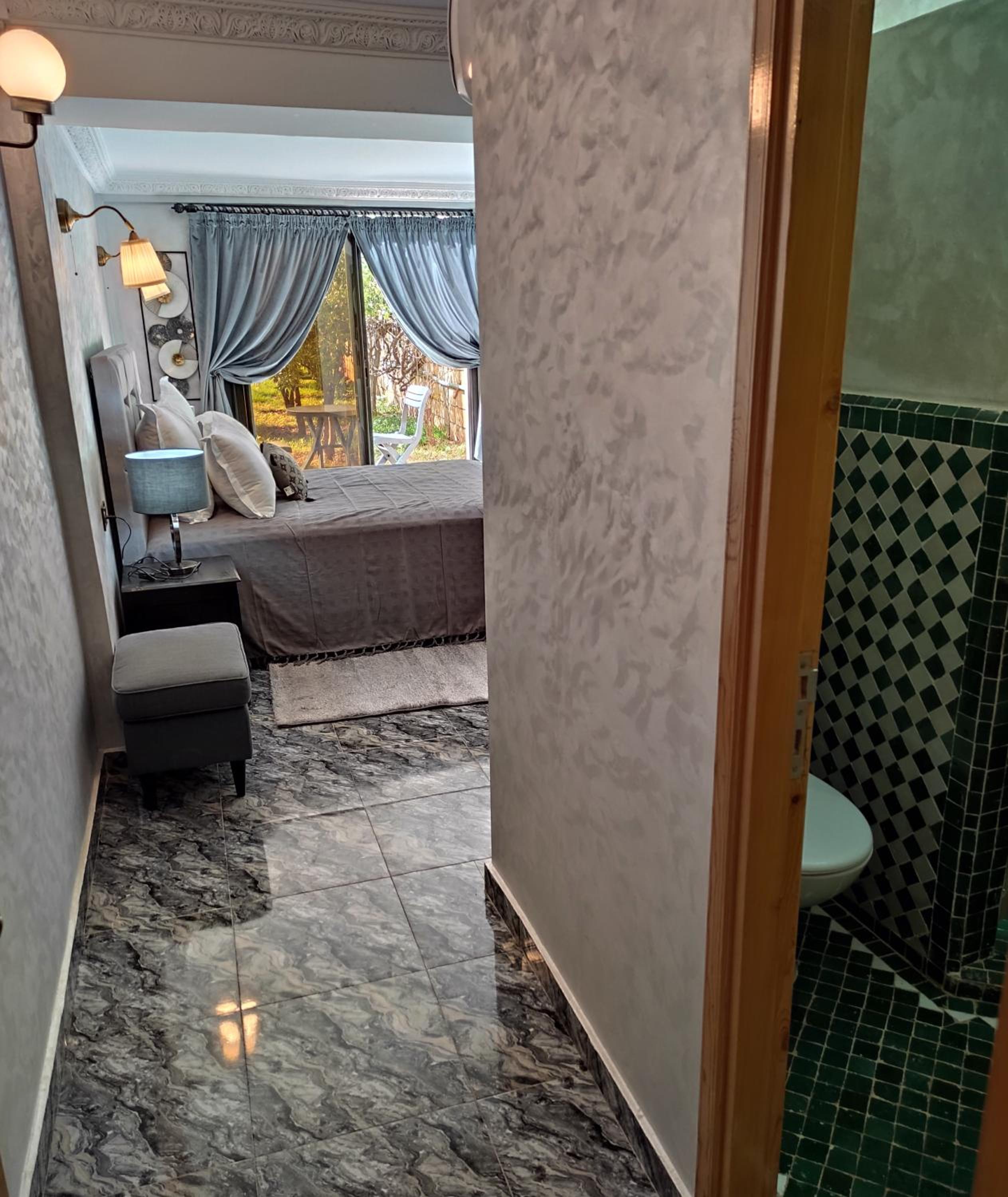 Suite with Terrace - Photo 6