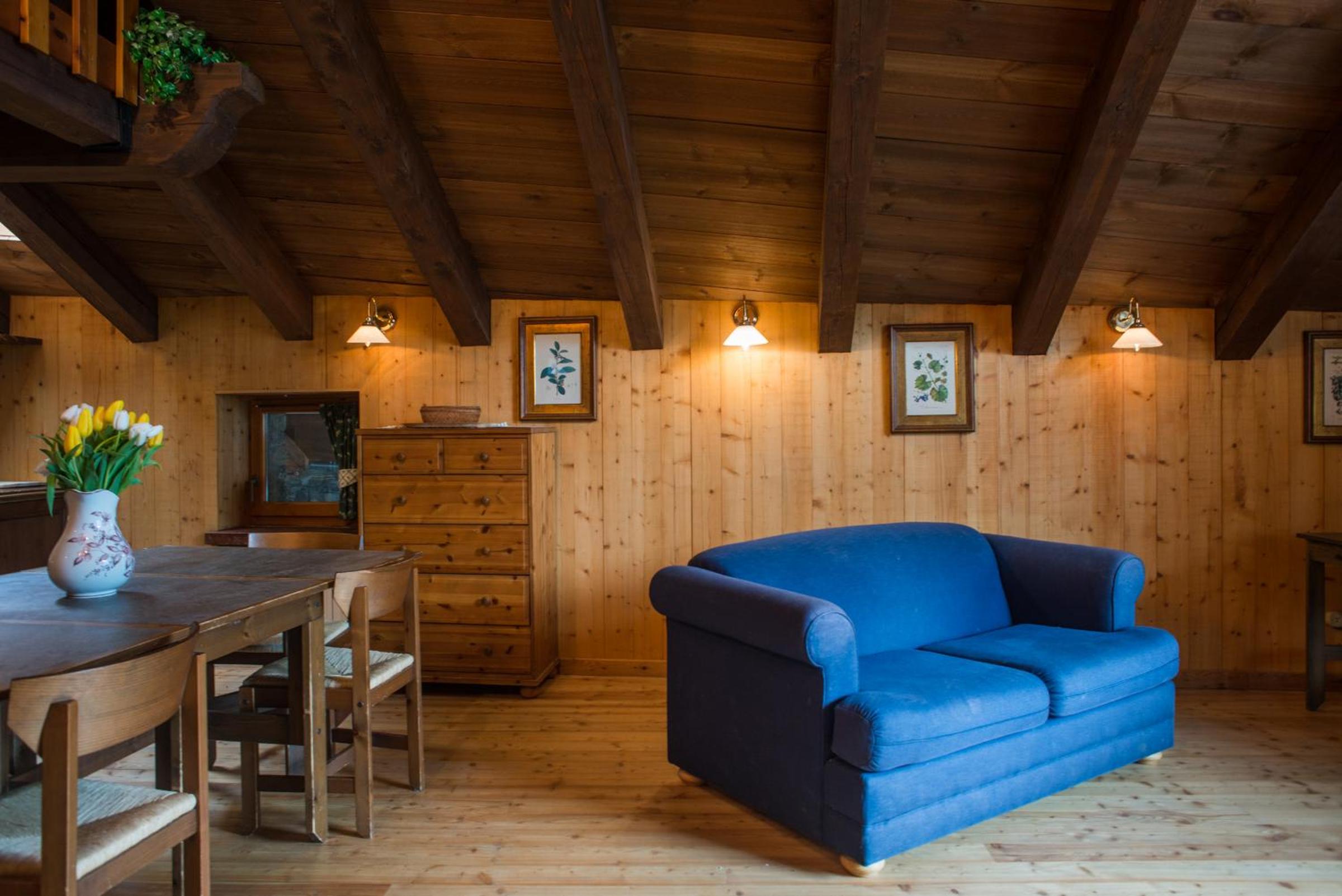 Two-Bedroom Apartment - Attic photo 2