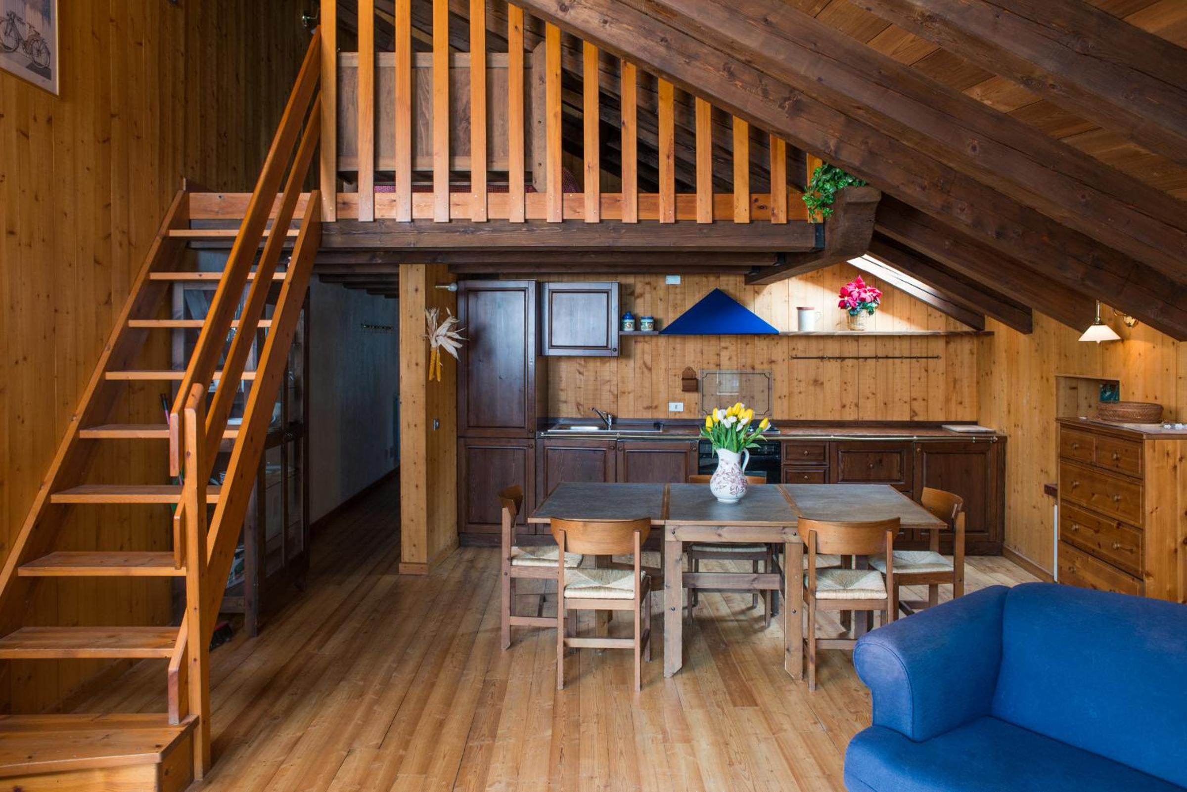 Two-Bedroom Apartment - Attic photo 3