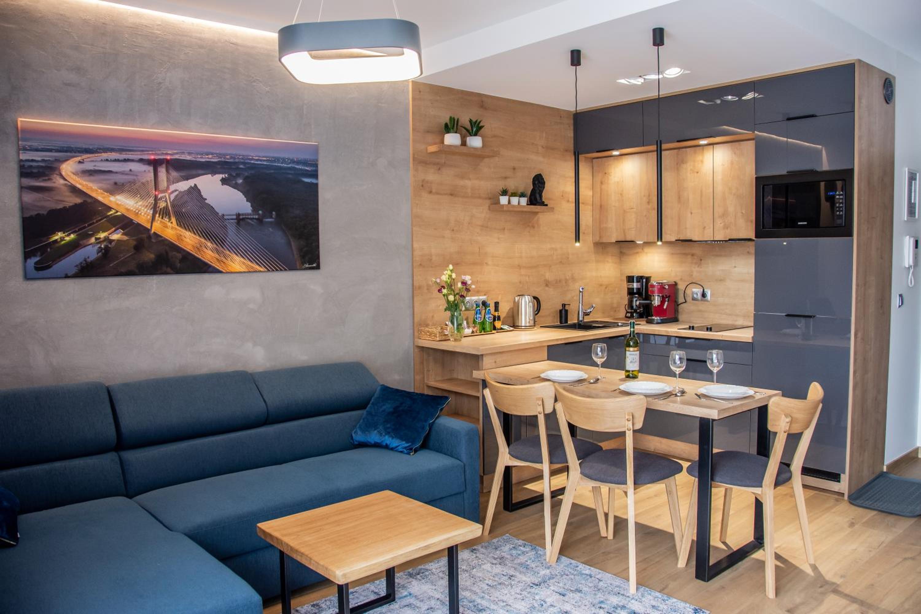 Deluxe Apartment with River View photo 2