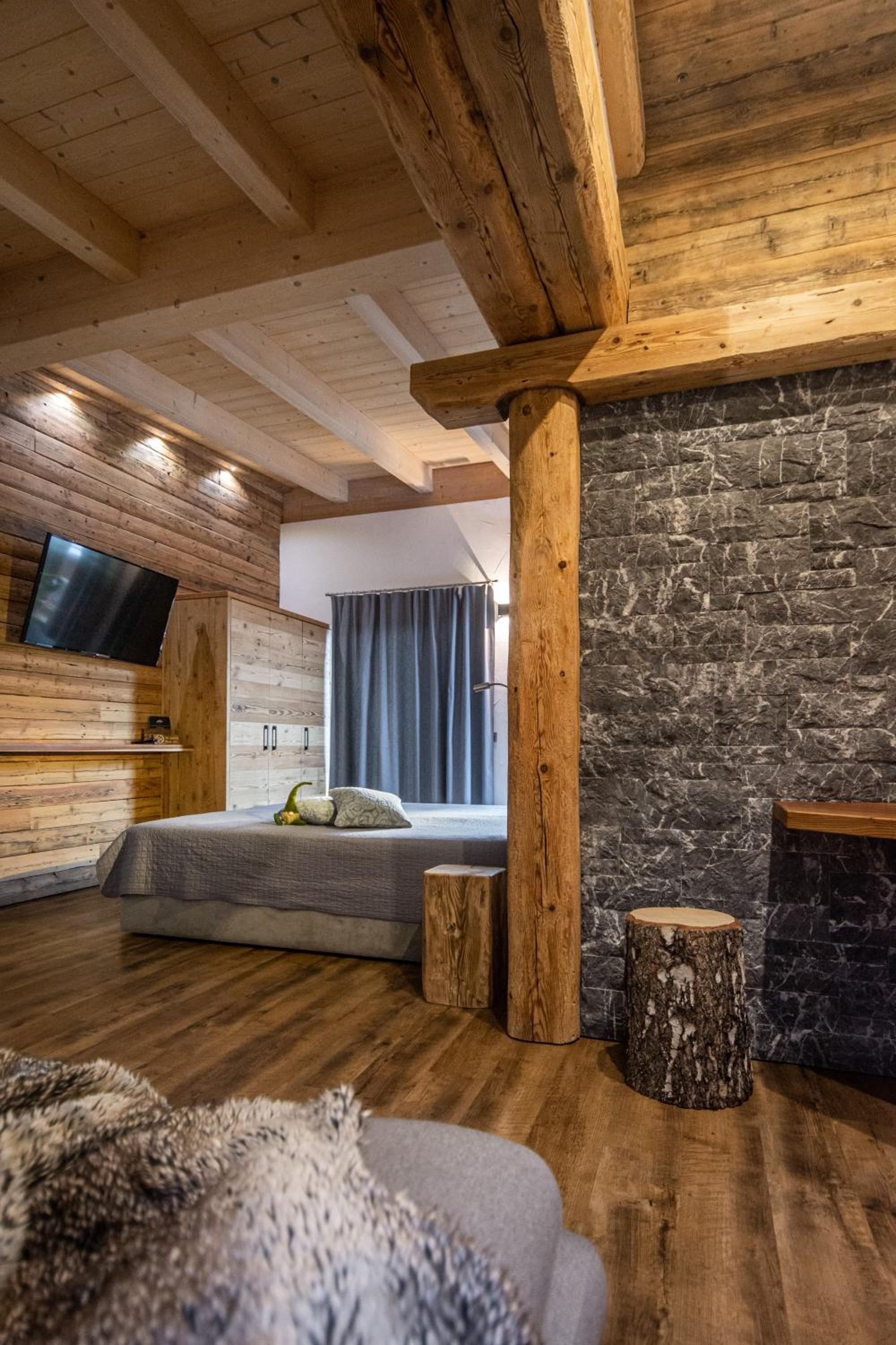 Quadruple Room with Mountain View - Photo 8