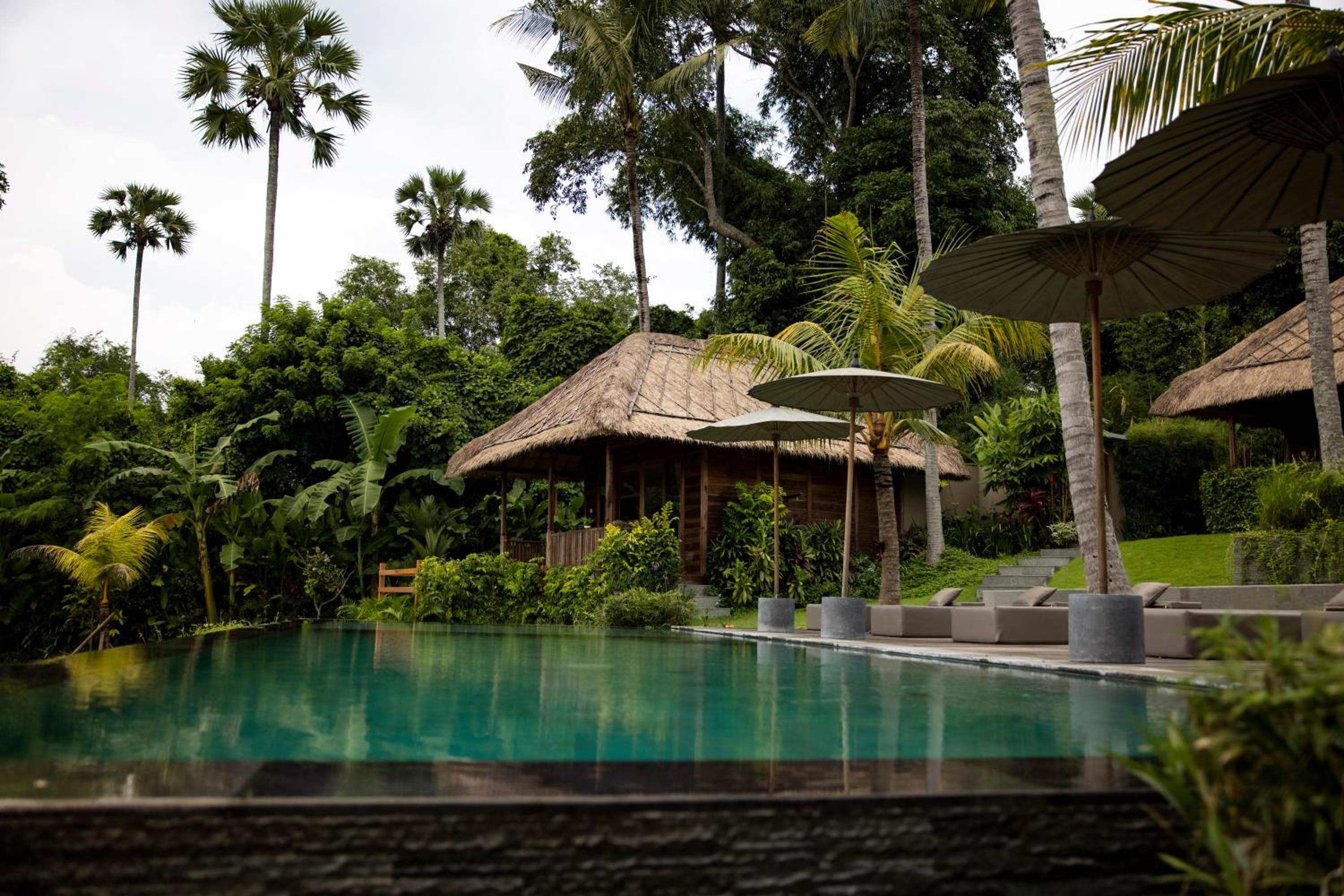 Deluxe Double Room with Balcony - Photo 2