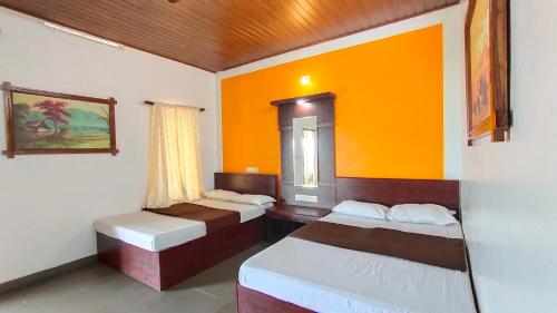 Double Room with Mountain View - Photo 3