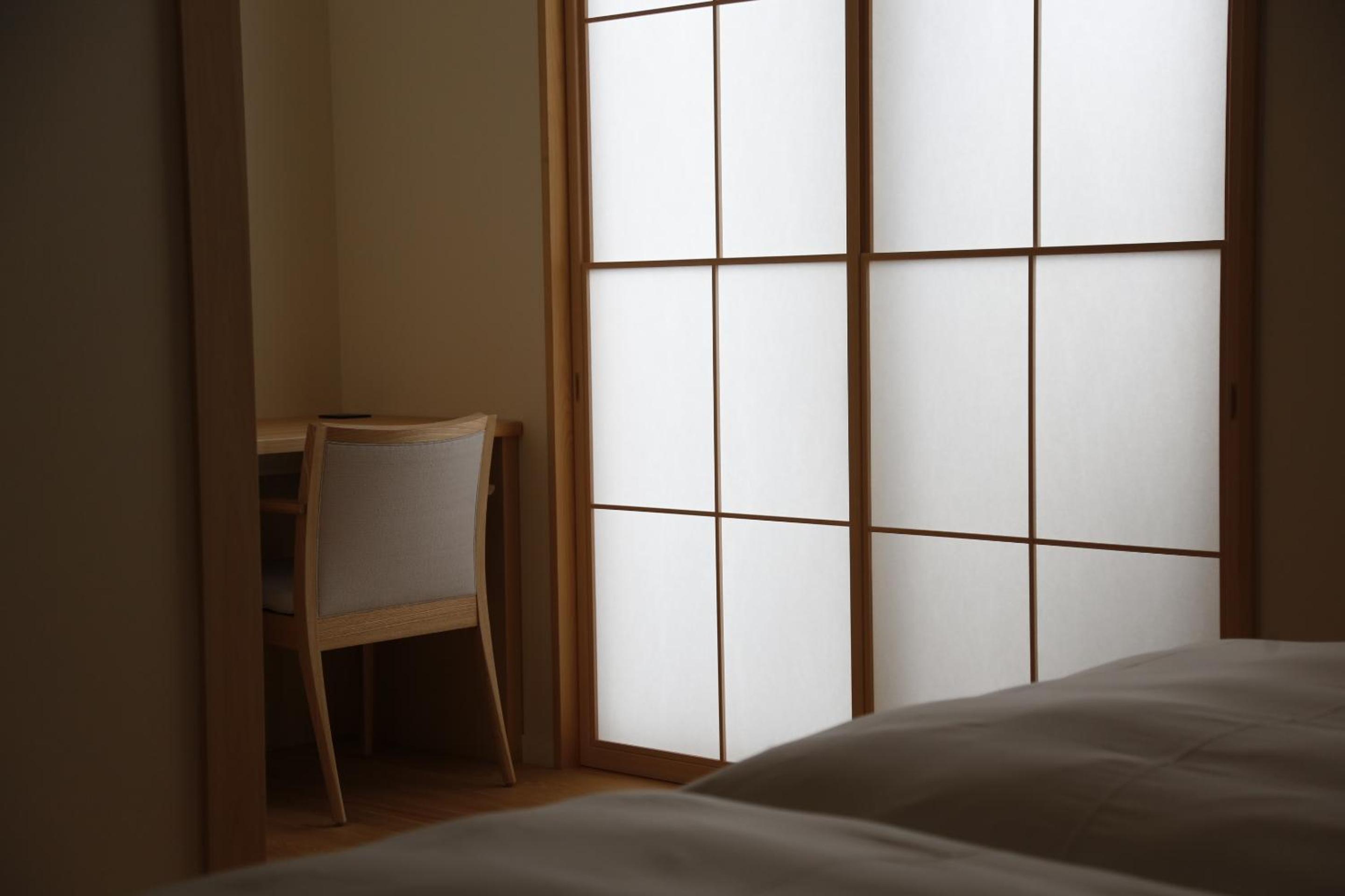 Twin Room with Shower - Photo 10