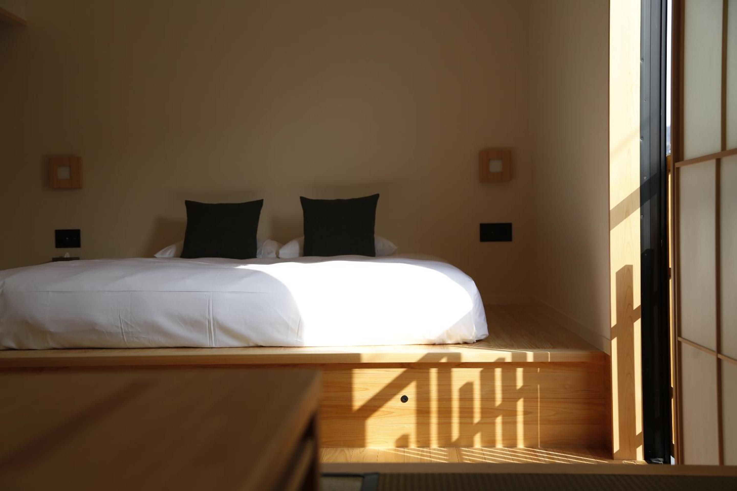 Triple Room with Shower - Photo 8