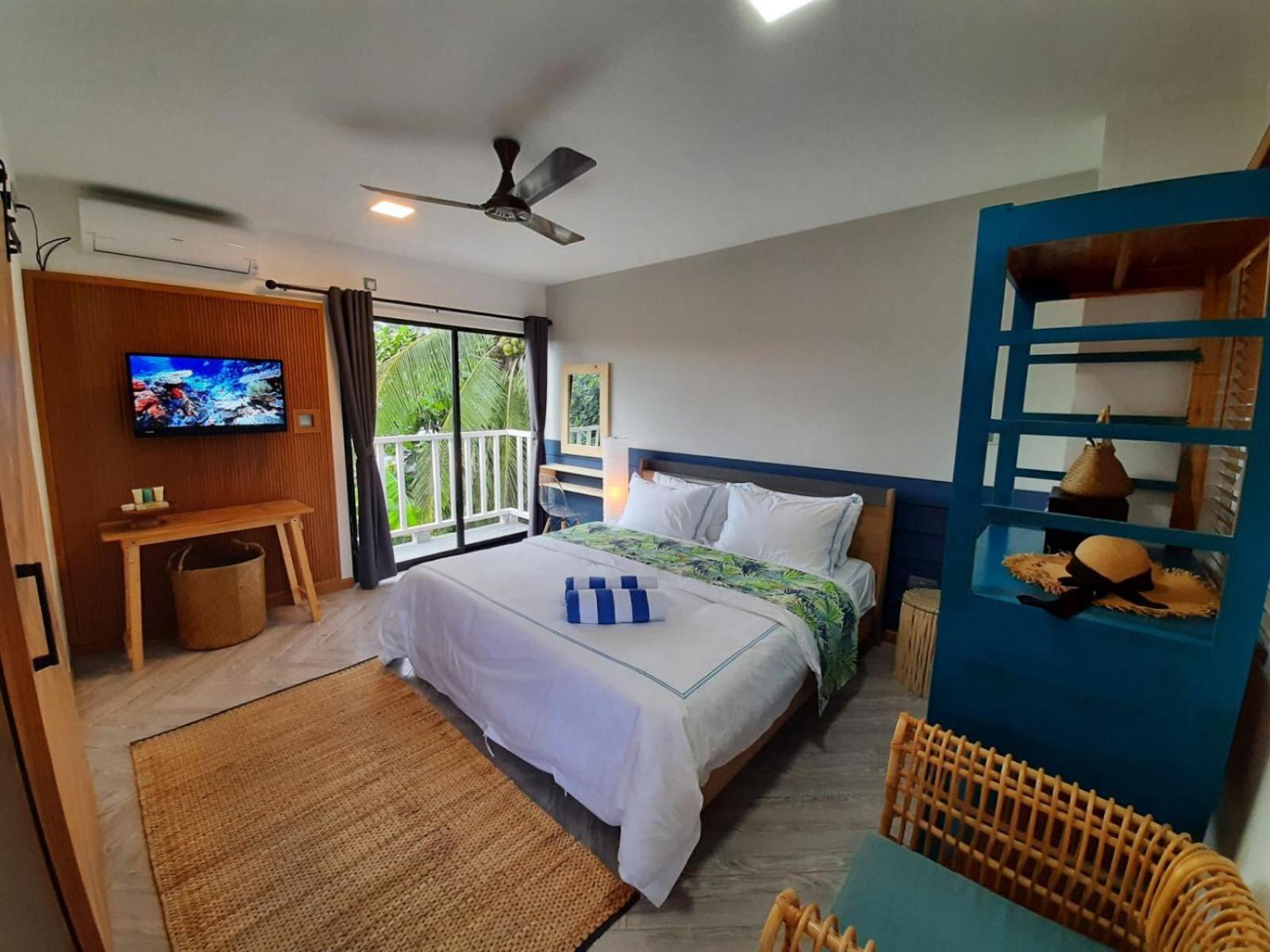 Superior King Room - Photo 5