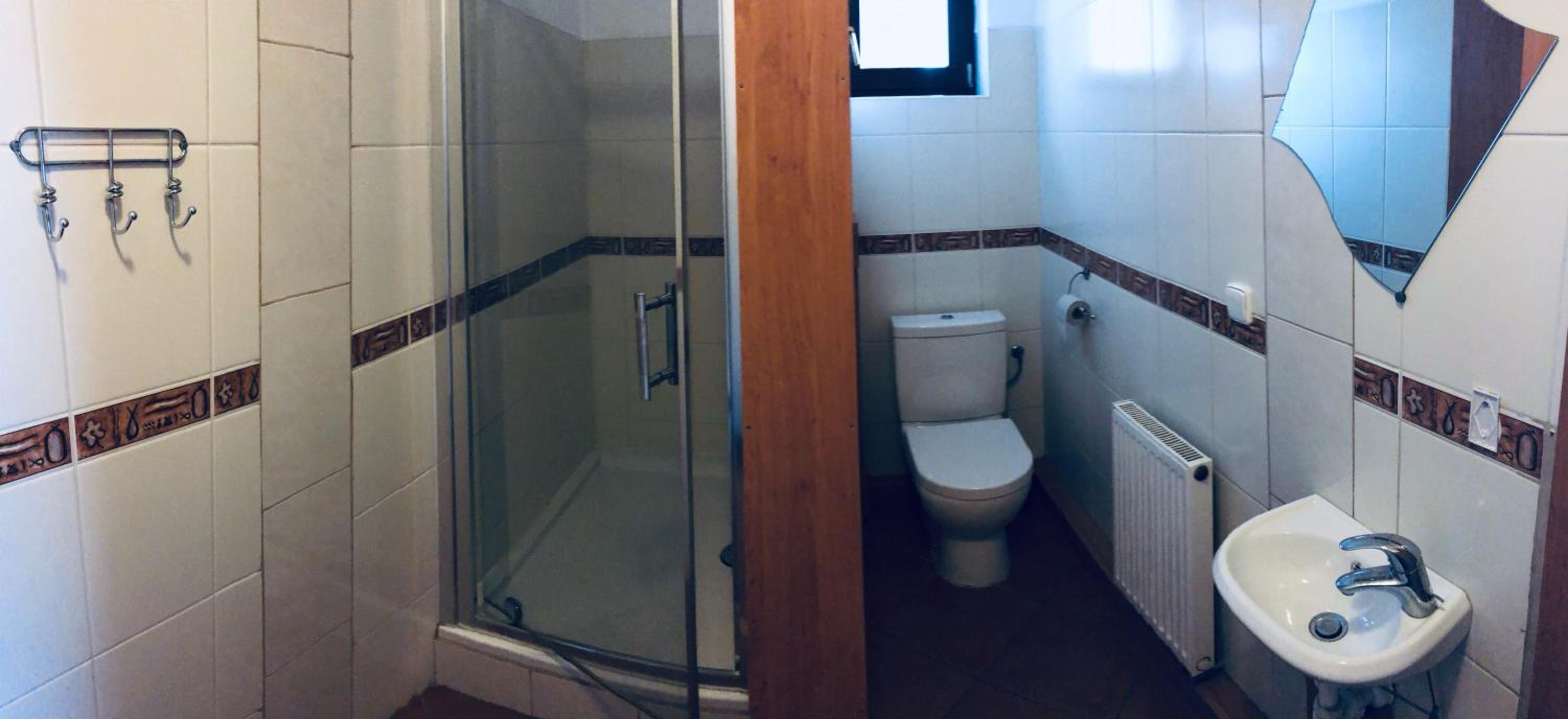 Quadruple Room with Private Bathroom photo 2