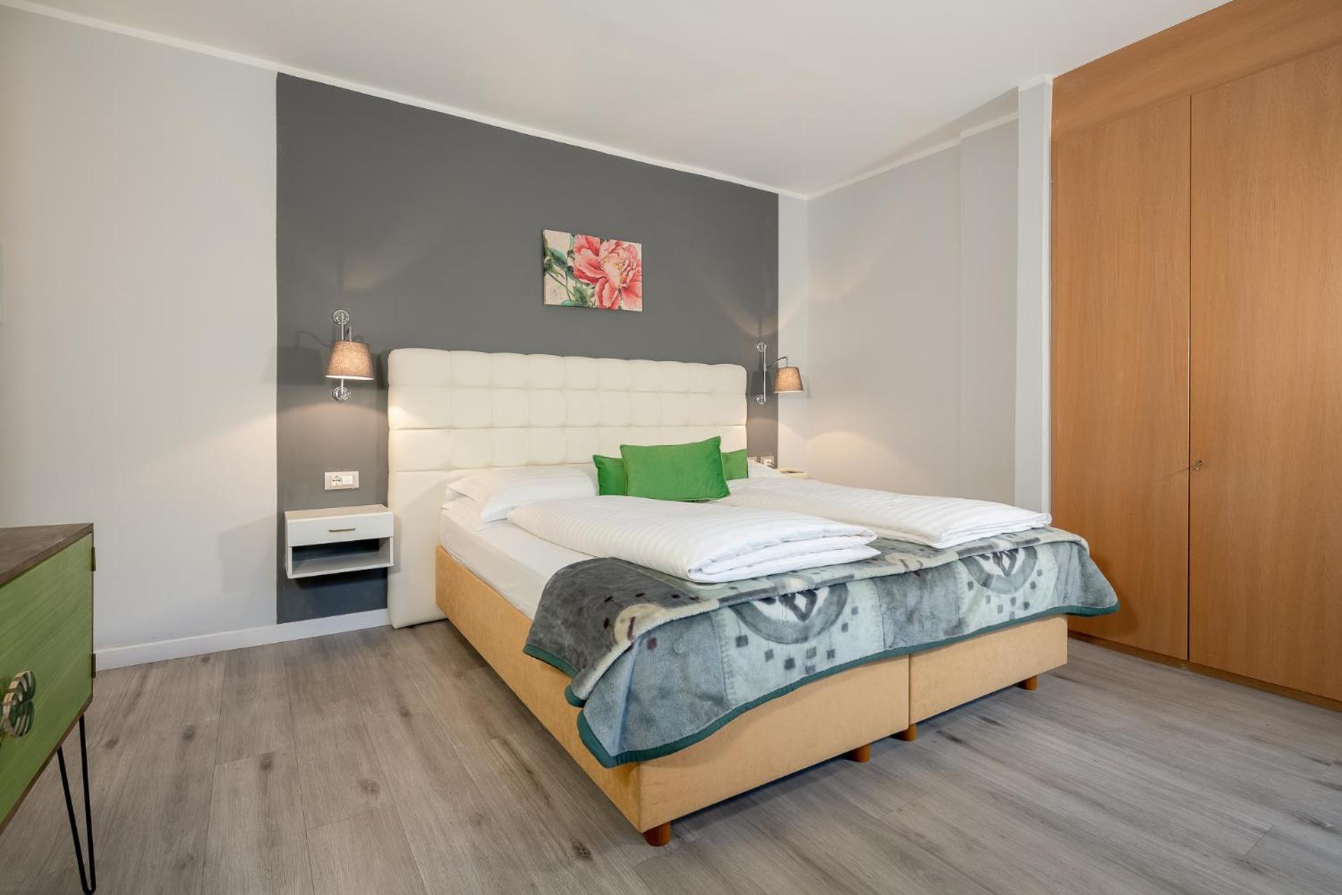 Comfort Double Room with Street View photo 3
