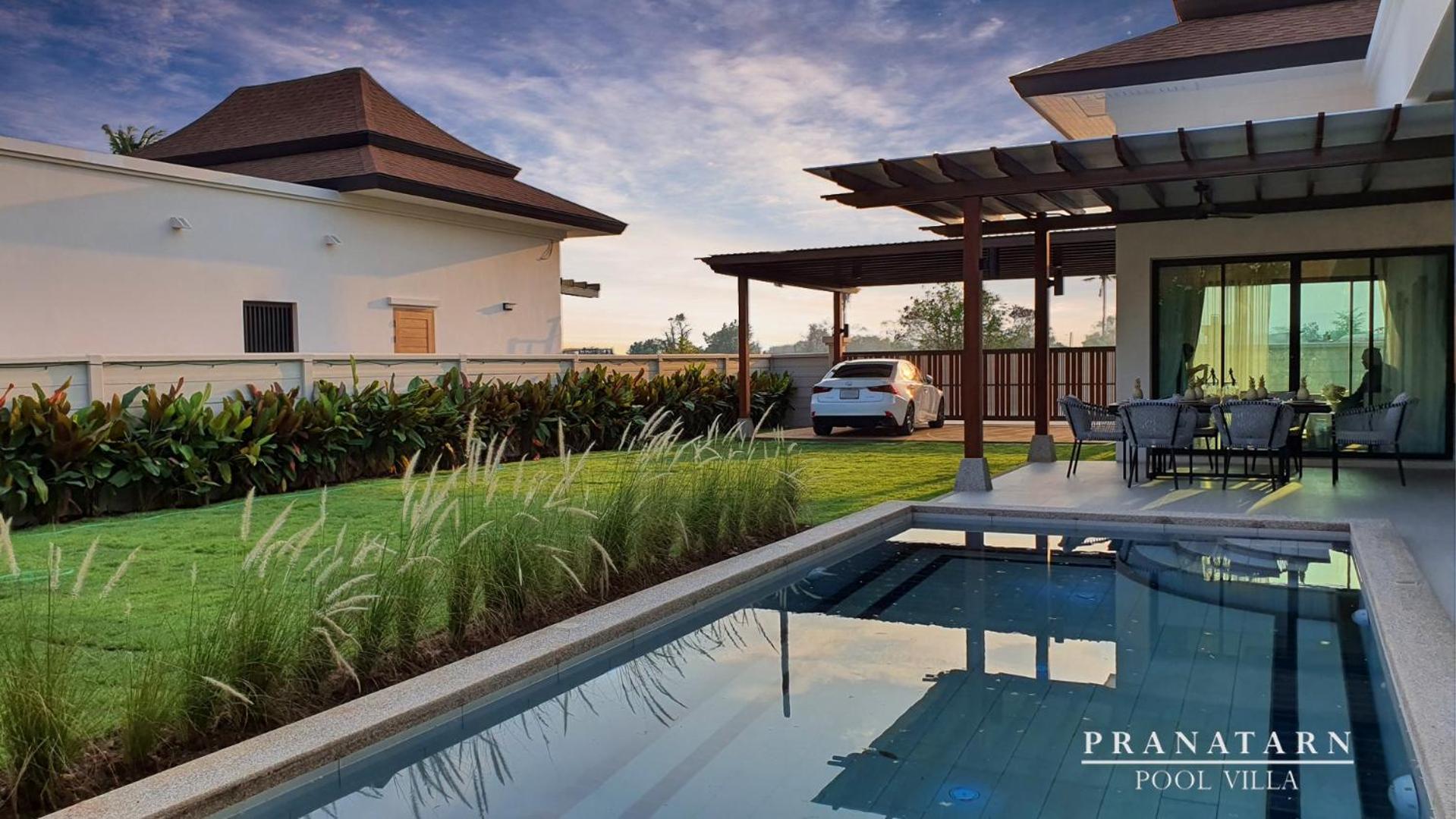 Three-Bedroom Villa - Photo 2