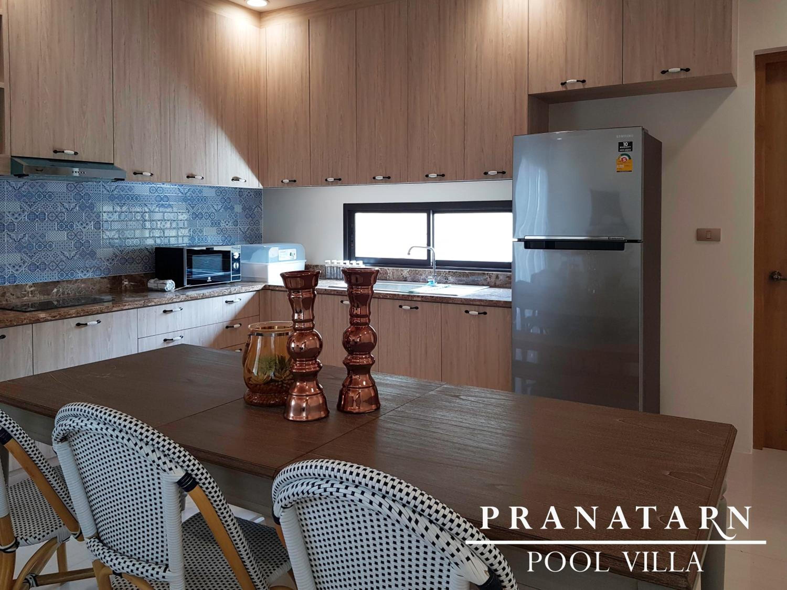 Three-Bedroom Villa - Photo 6