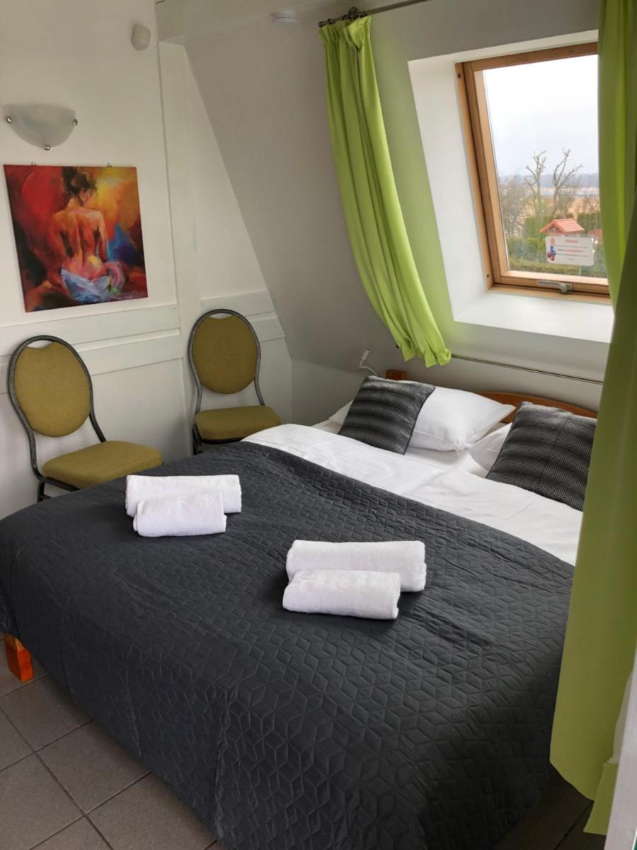 Double Room with Balcony photo 3