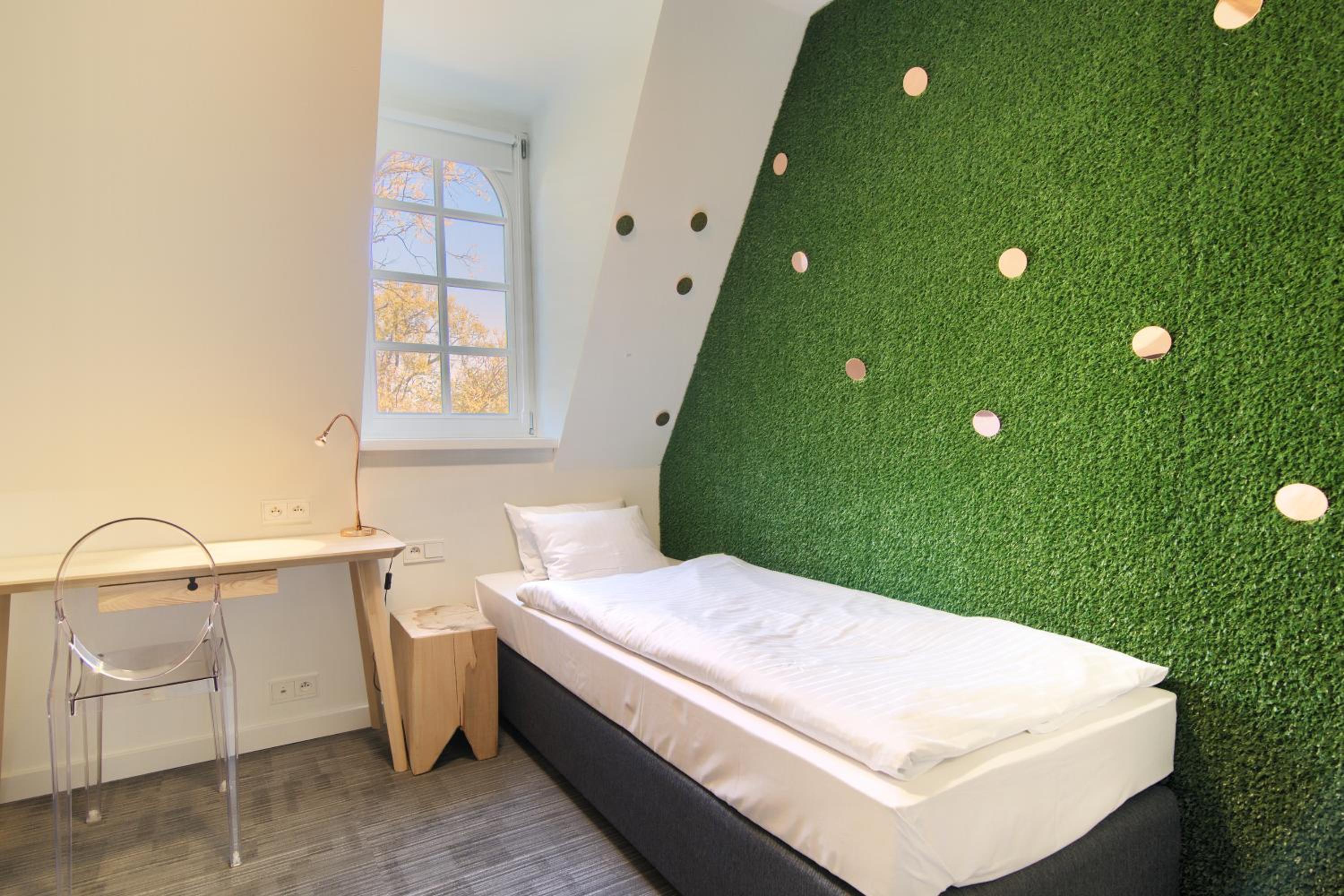Twin Room - Photo 4