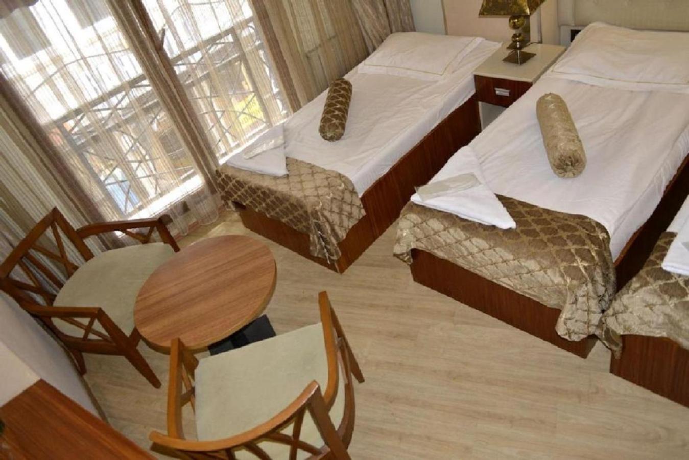 Triple Room (3 Single Bed) photo 3