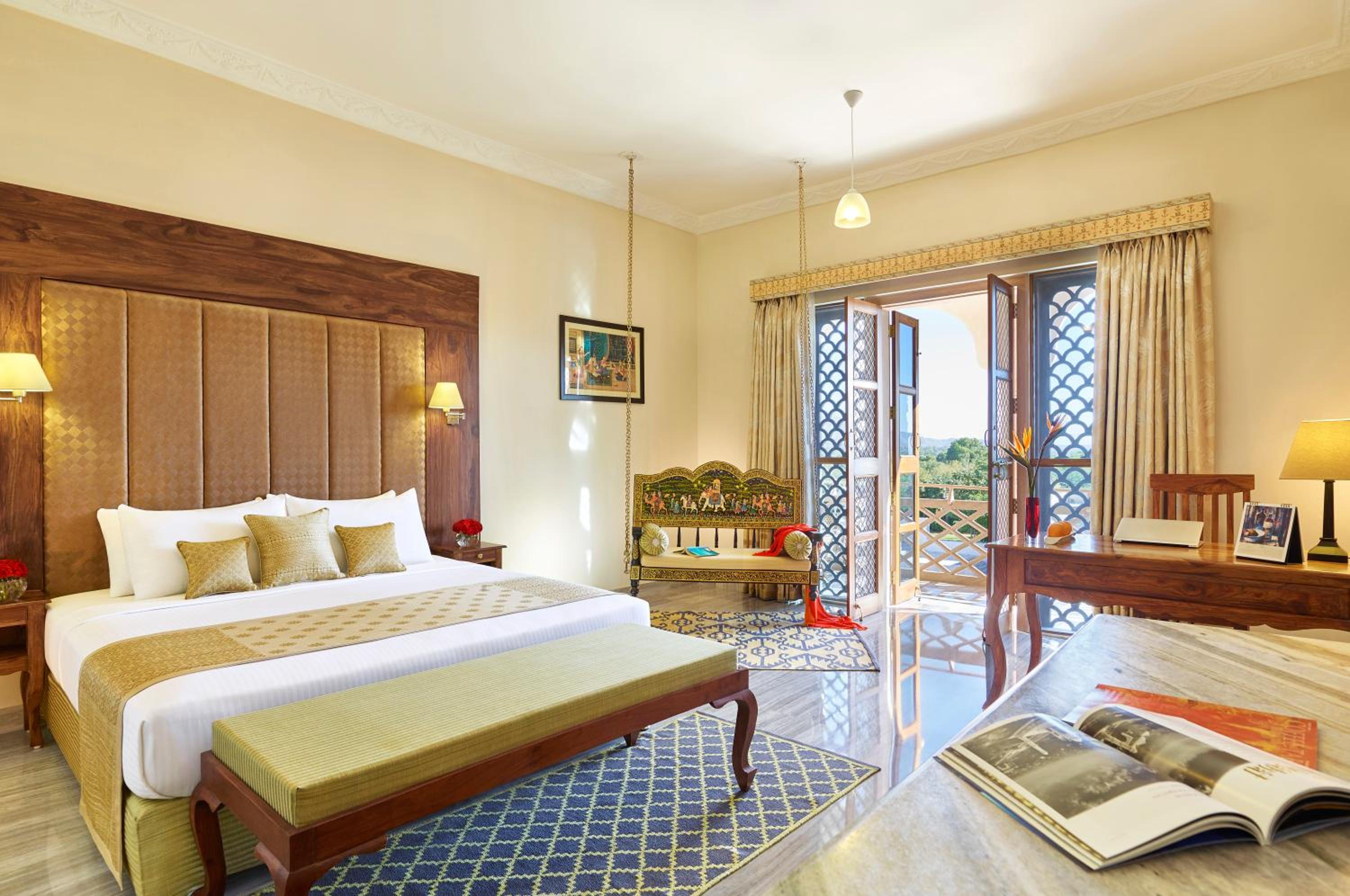 Deluxe Room King Bed