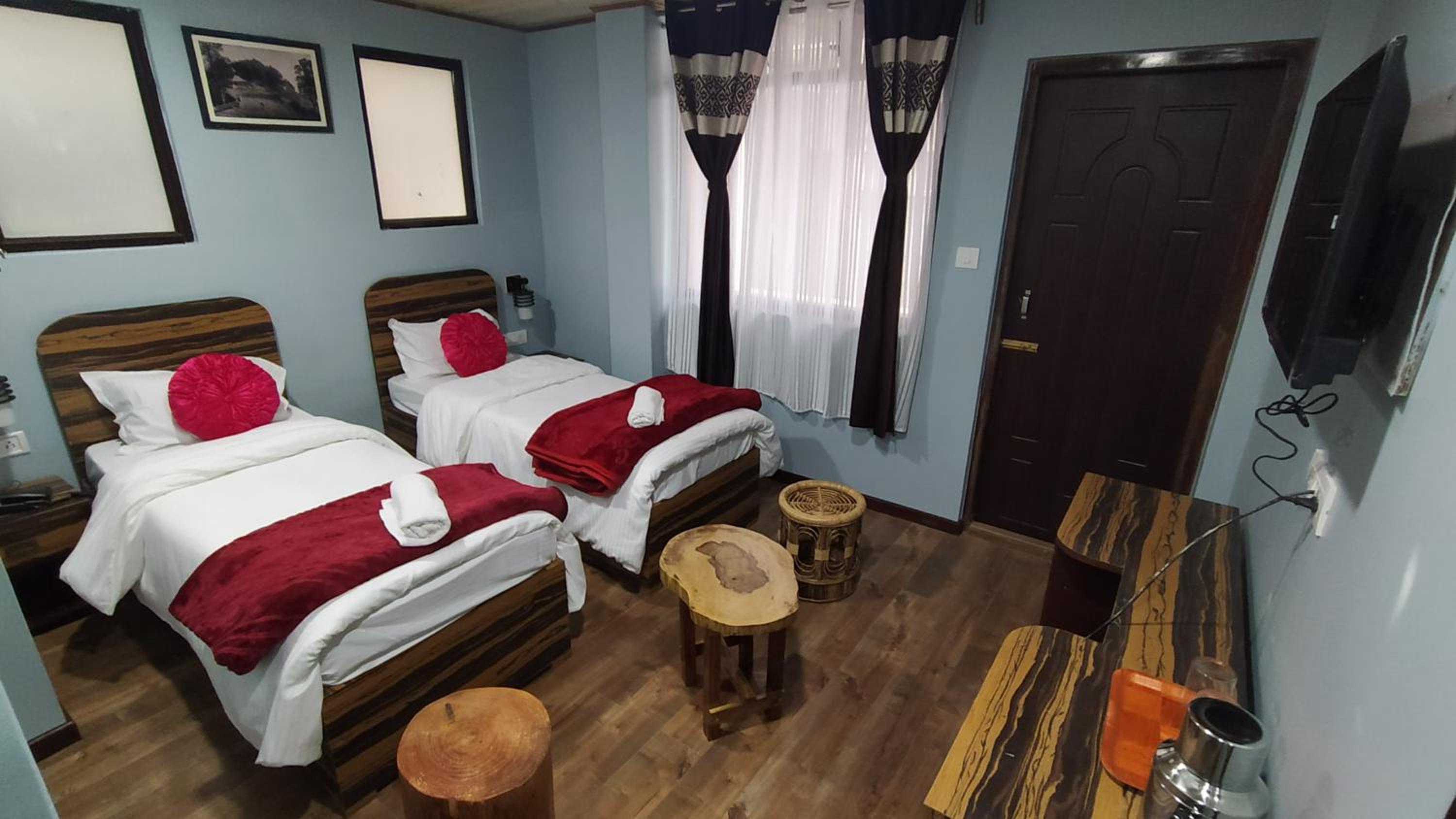 Double or Twin Room with Bathroom
